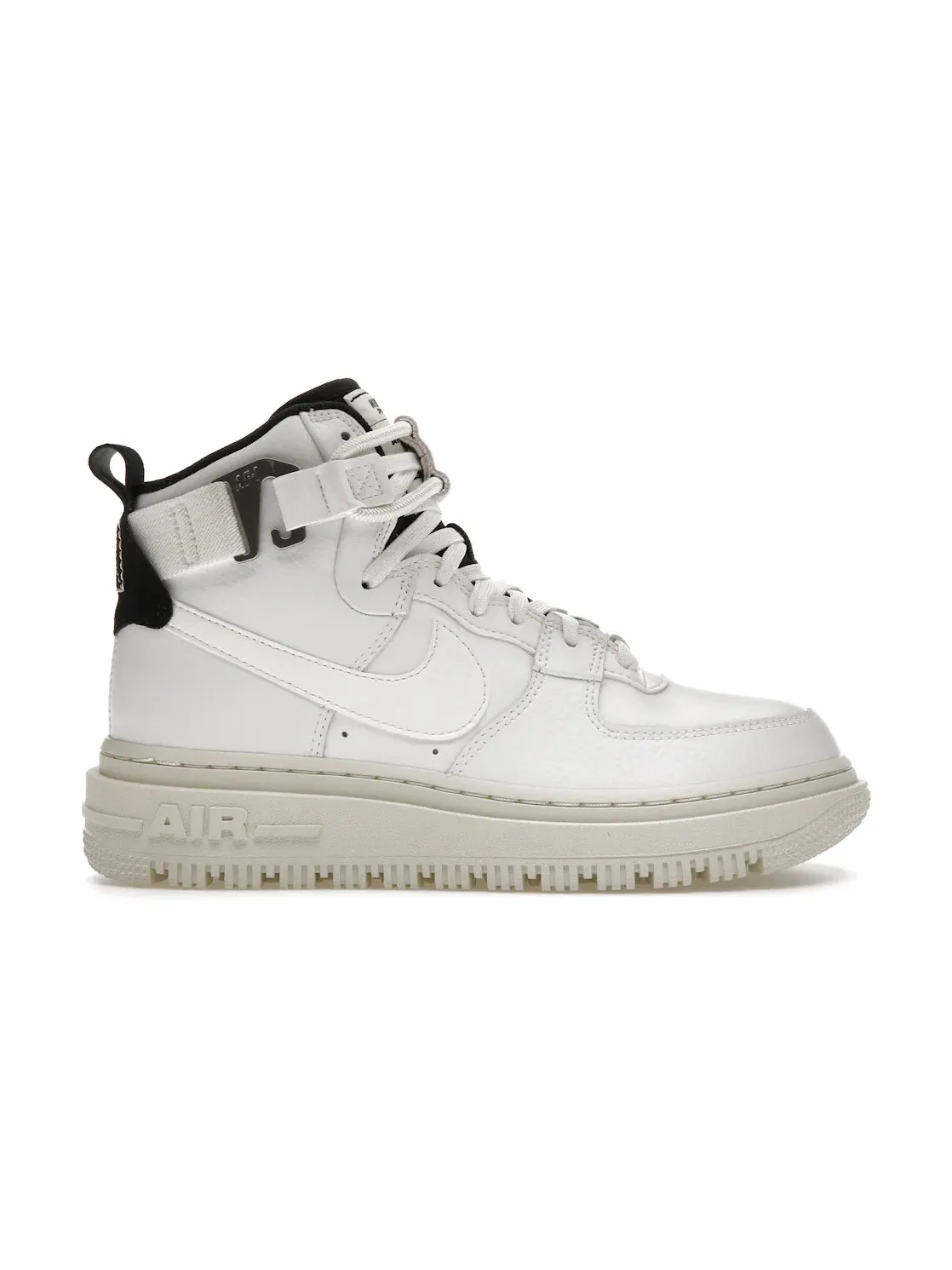 Женские ботинки с военным стилем Nike Air Force 1 High Utility 2.0 Nike — изображение 1 из 4, белый/-черный-белый
