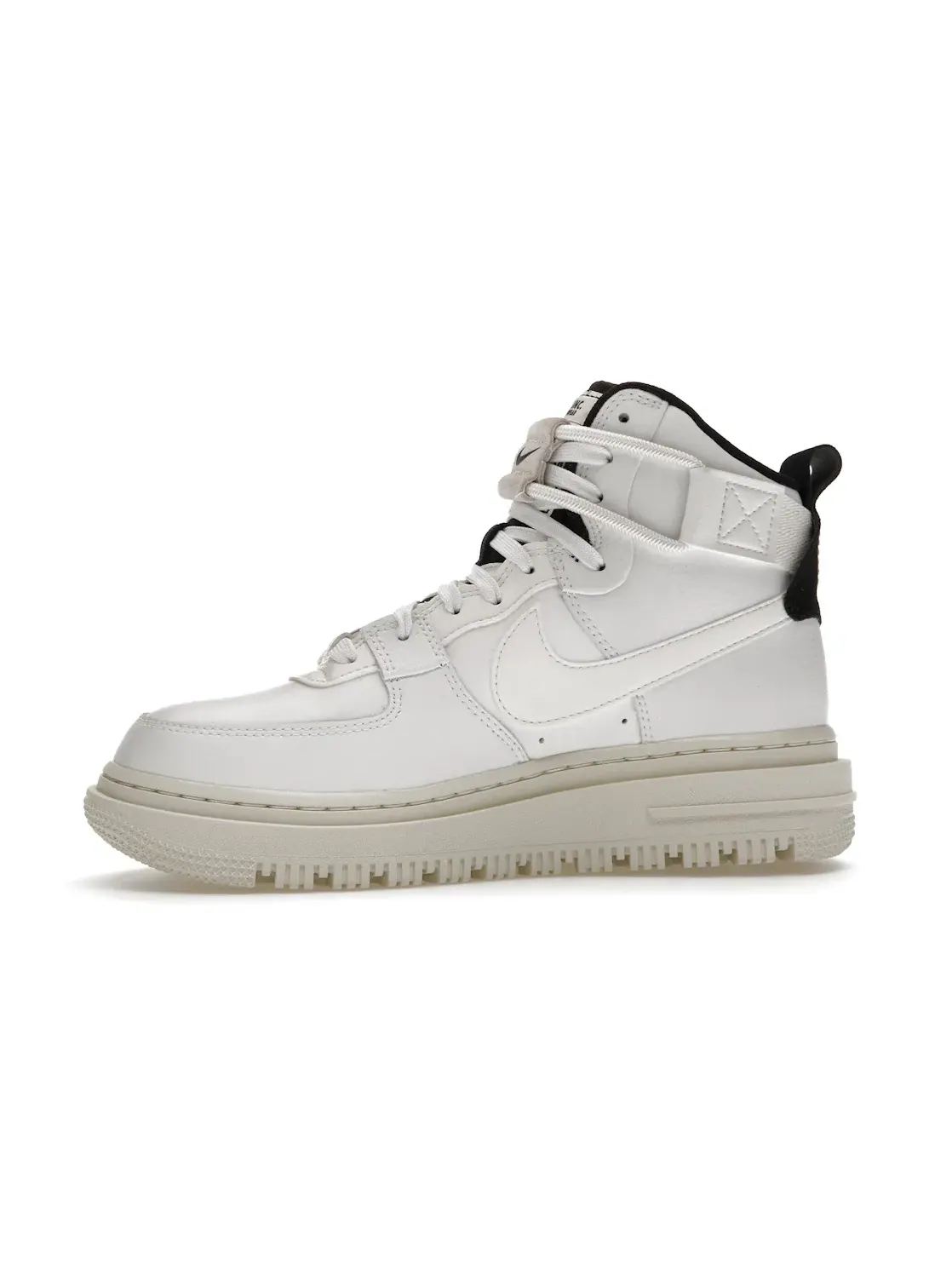 Женские ботинки с военным стилем Nike Air Force 1 High Utility 2.0 Nike — изображение 3 из 4, белый/-черный-белый