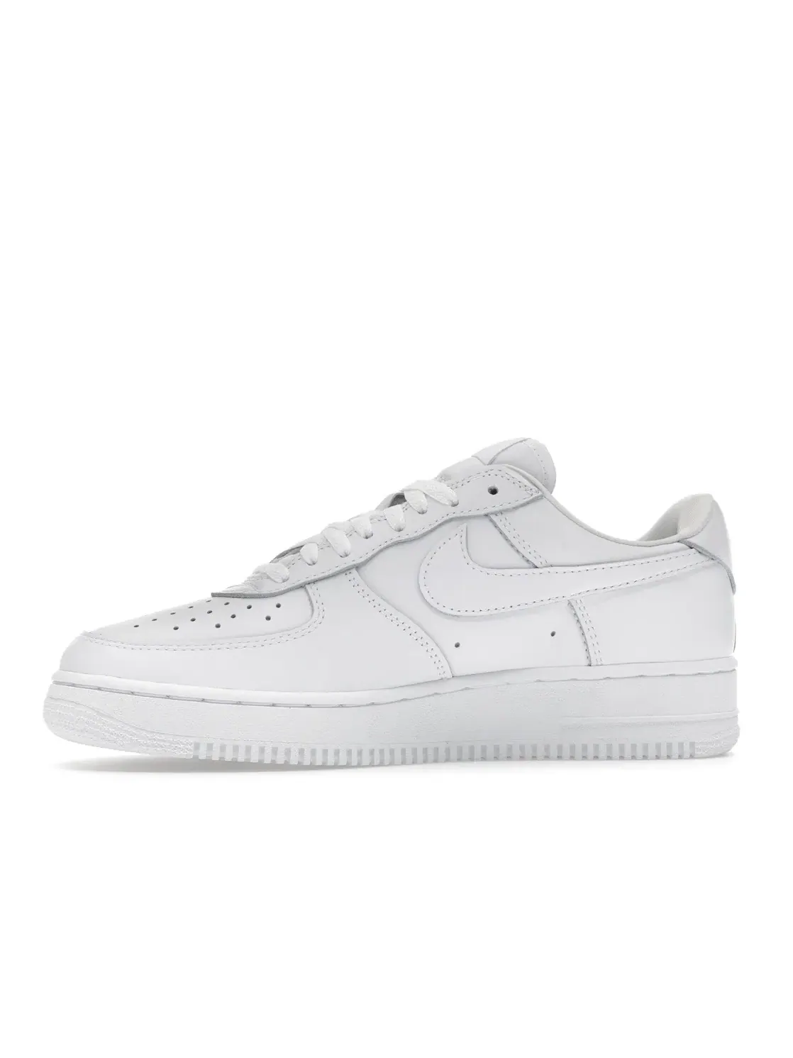 Мужские кроссовки классические Nike Air Force 1 Low '01 — изображение 3 из 4, белый/белый