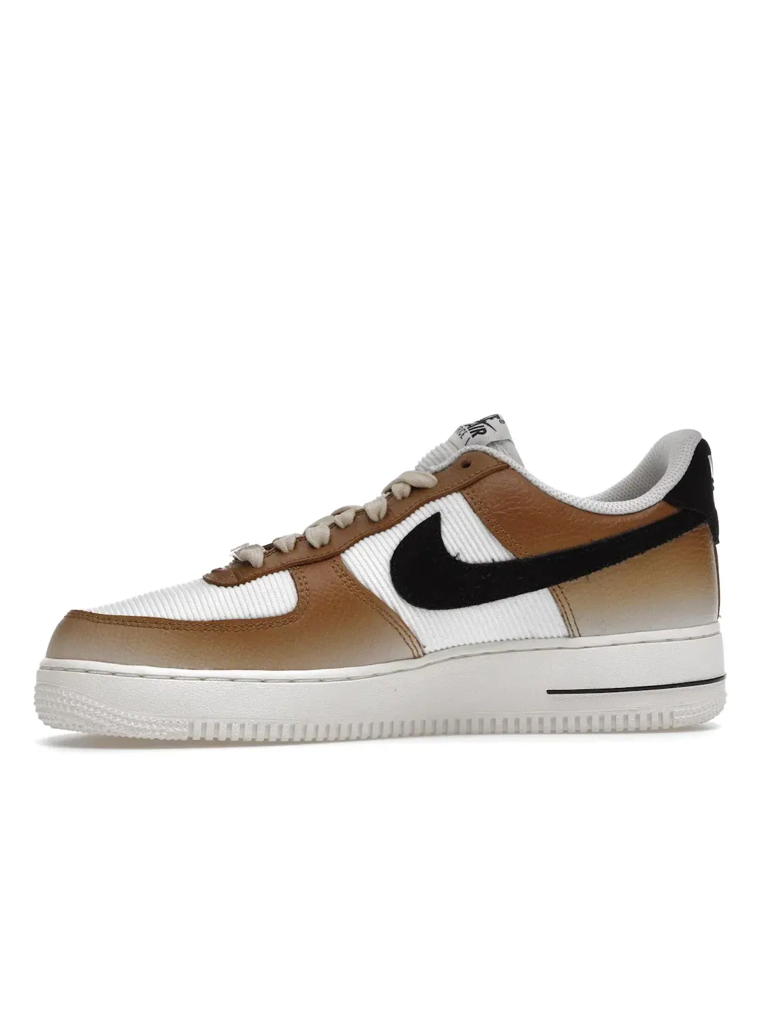 Женские кроссовки Lifestyle Nike Air Force 1 Low '07 — изображение 3 из 4, коричневый///белый