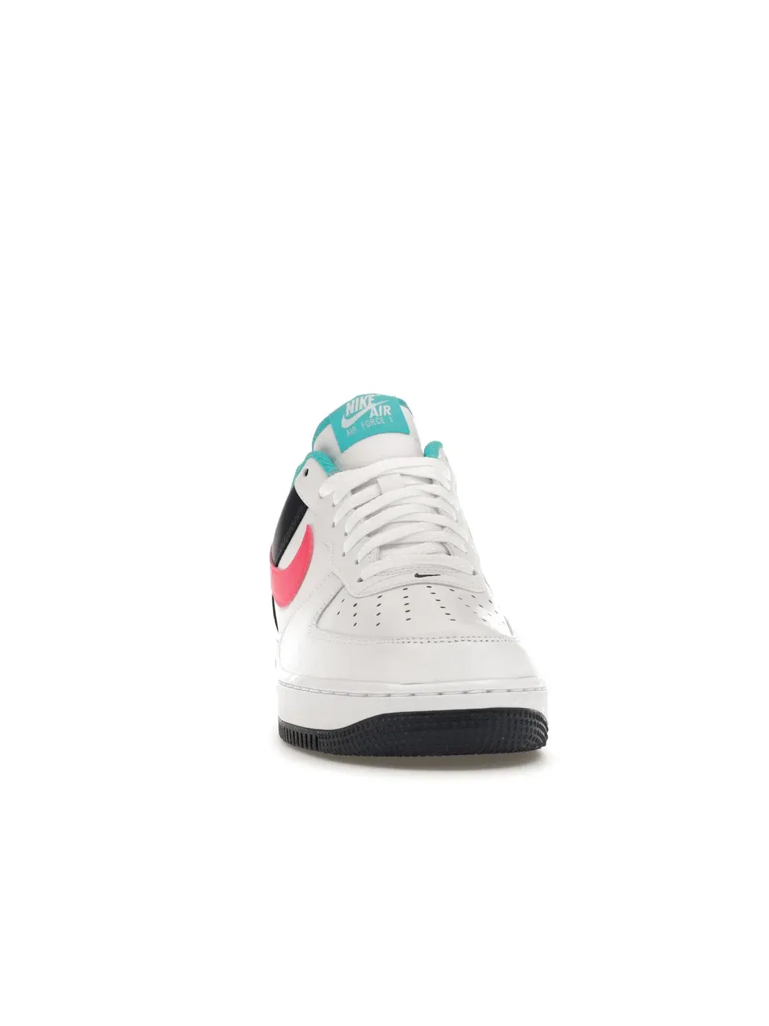 Мужские кроссовки Lifestyle с неоновыми акцентами Nike Air Force 1 Low '07 — изображение 2 из 4