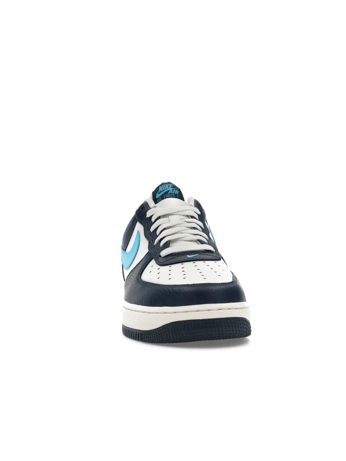 Мужские кроссовки Lifestyle Nike Air Force 1 Low '07 — изображение 2 из 4