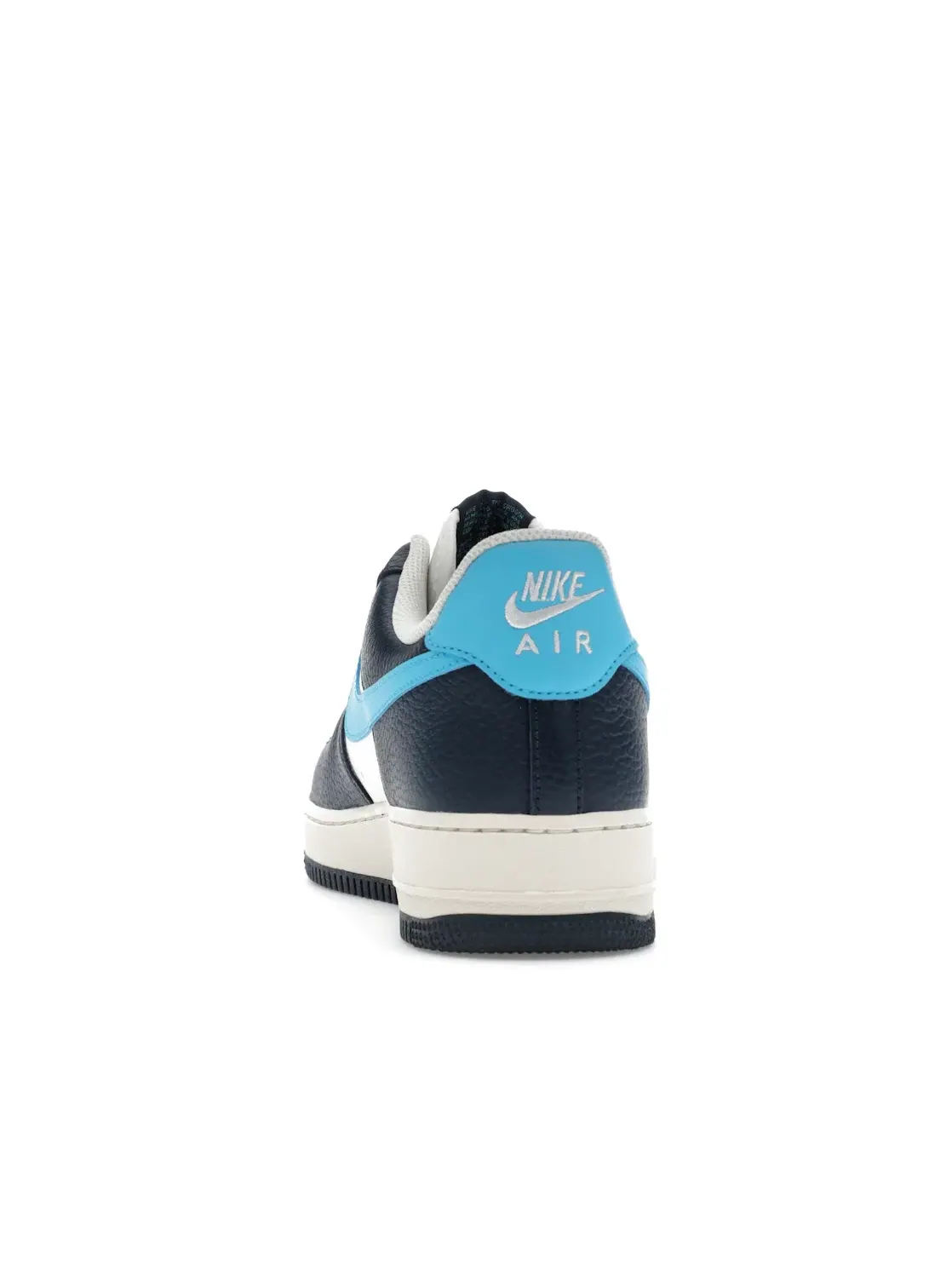 Мужские кроссовки Lifestyle Nike Air Force 1 Low '07 — изображение 4 из 4