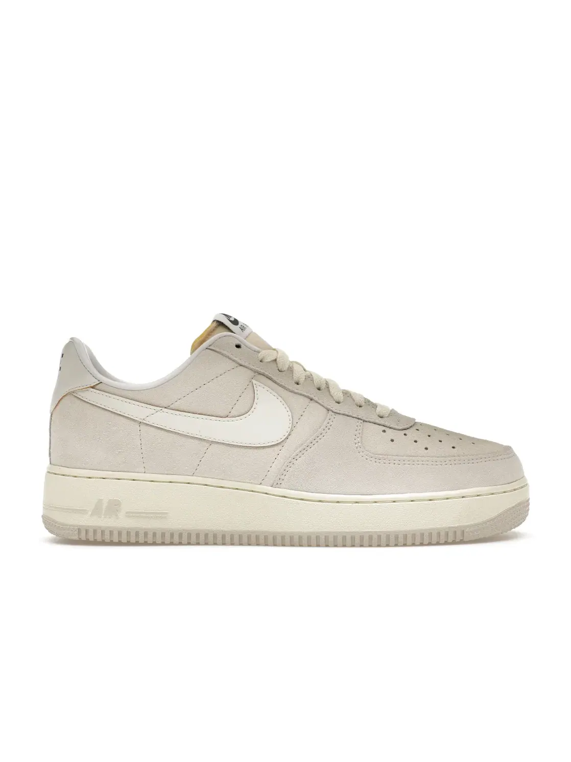Мужские кроссовки Lifestyle Nike Air Force 1 Low '07 — изображение 1 из 4