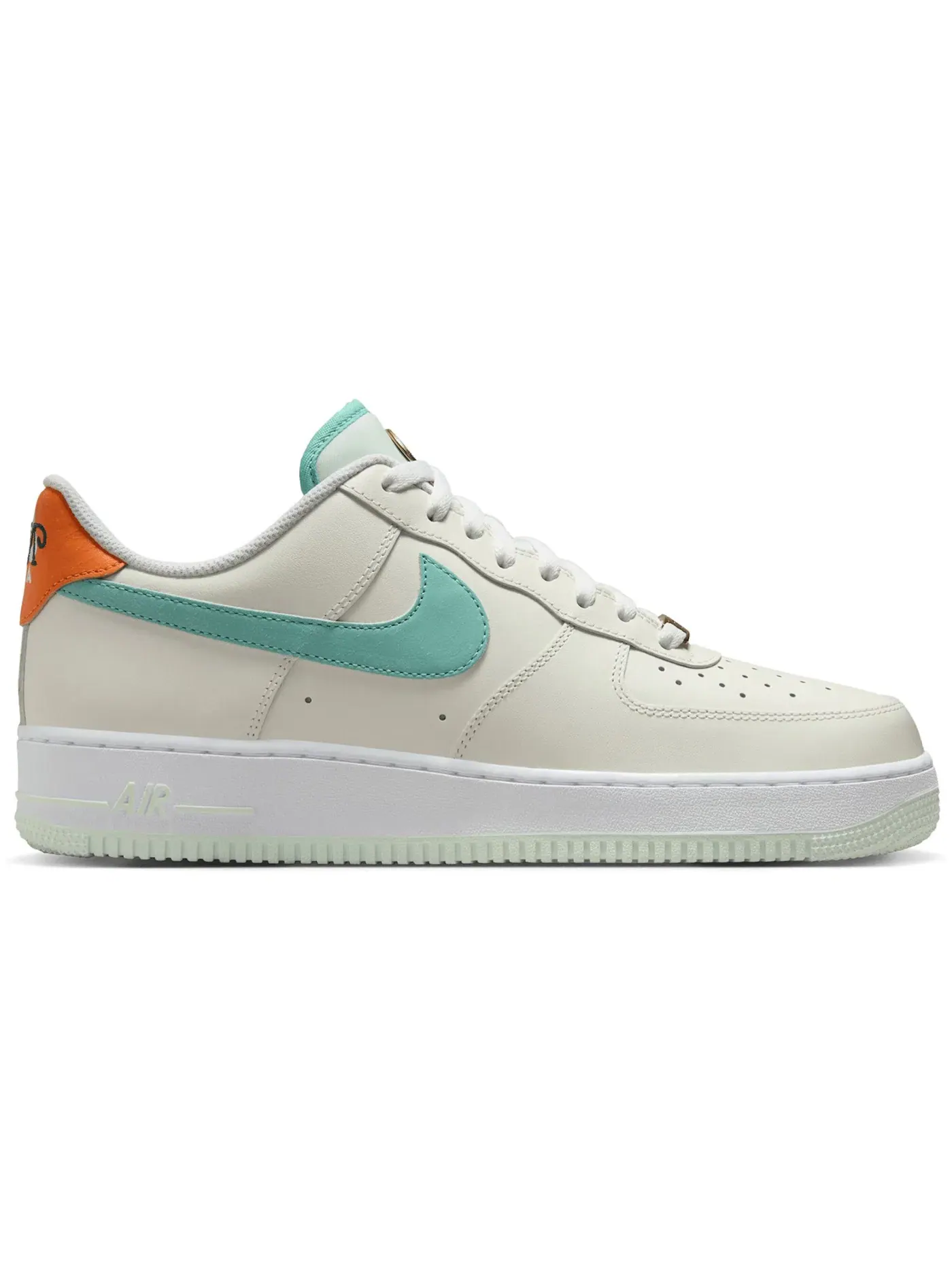 Мужские кроссовки Lifestyle Nike Air Force 1 Low '07 — изображение 1 из 2, белый/зеленый/зеленый