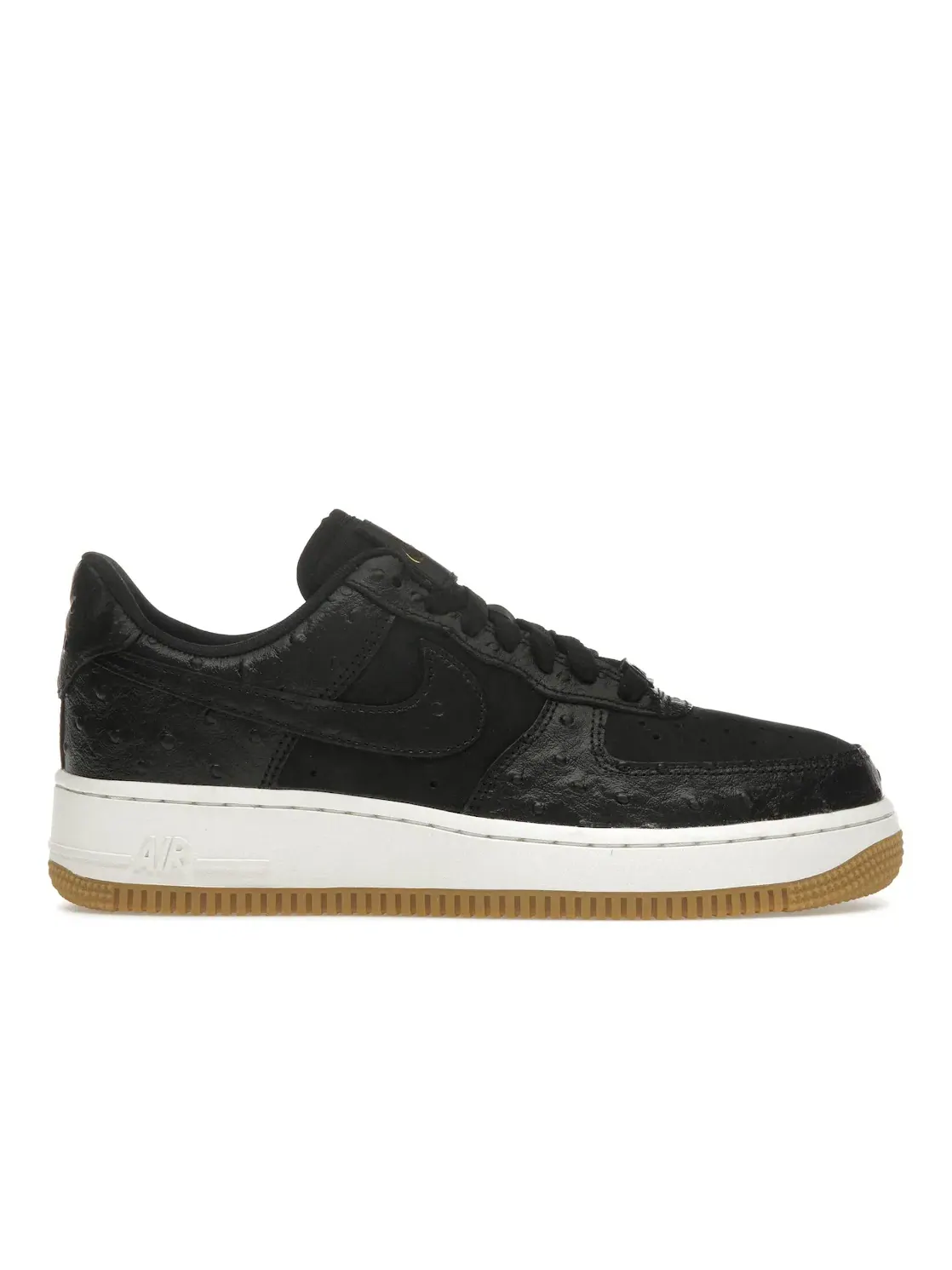 Женские кроссовки Lifestyle Nike Air Force 1 Low '07 — изображение 1 из 4