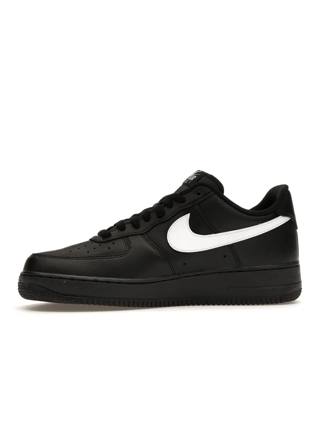 Мужские кроссовки Lifestyle Nike Air Force 1 Low '07 — изображение 3 из 4, черный/белый