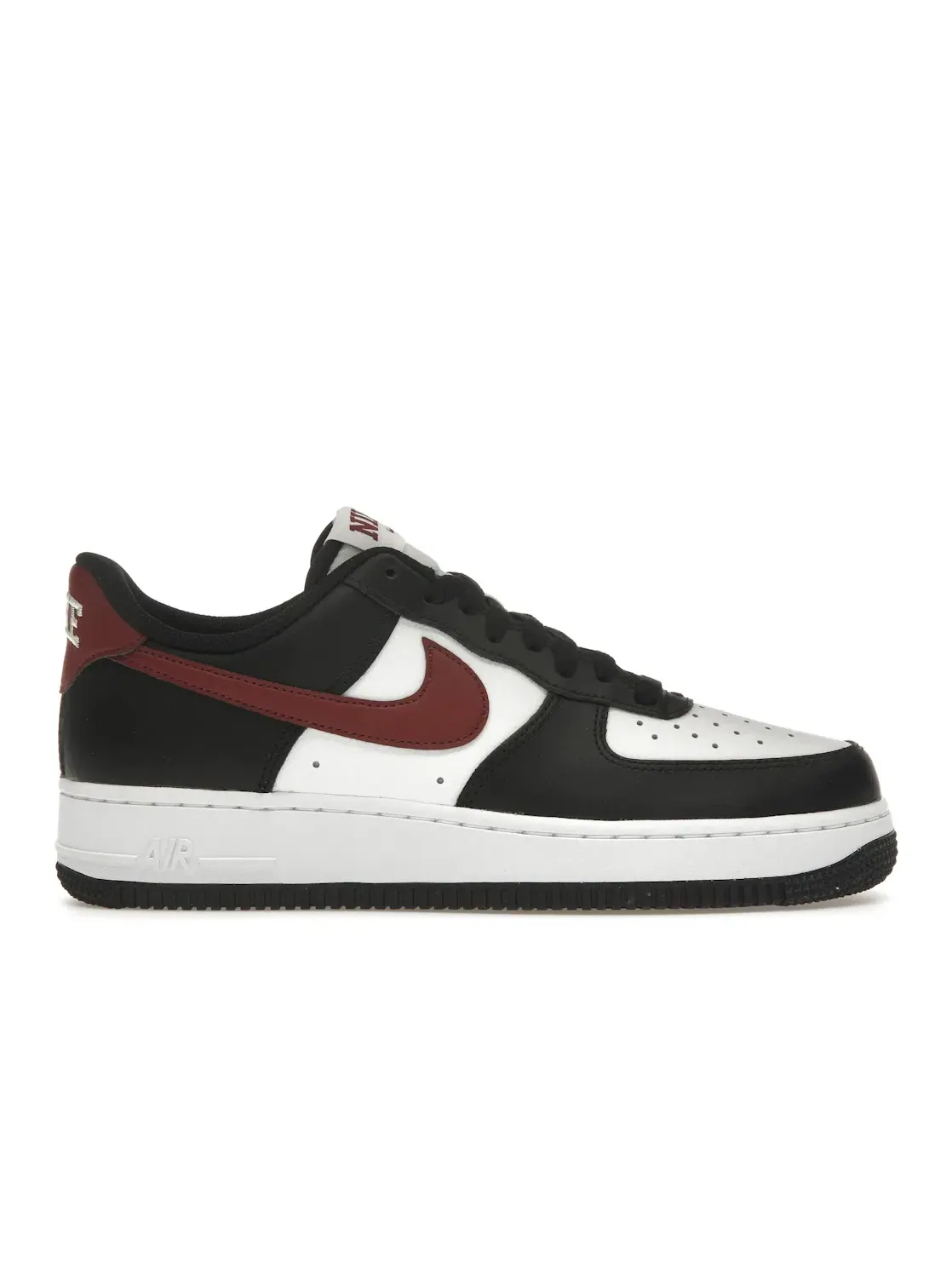 Мужские кроссовки с низким верхом Nike Air Force 1 Low '07 — изображение 1 из 4