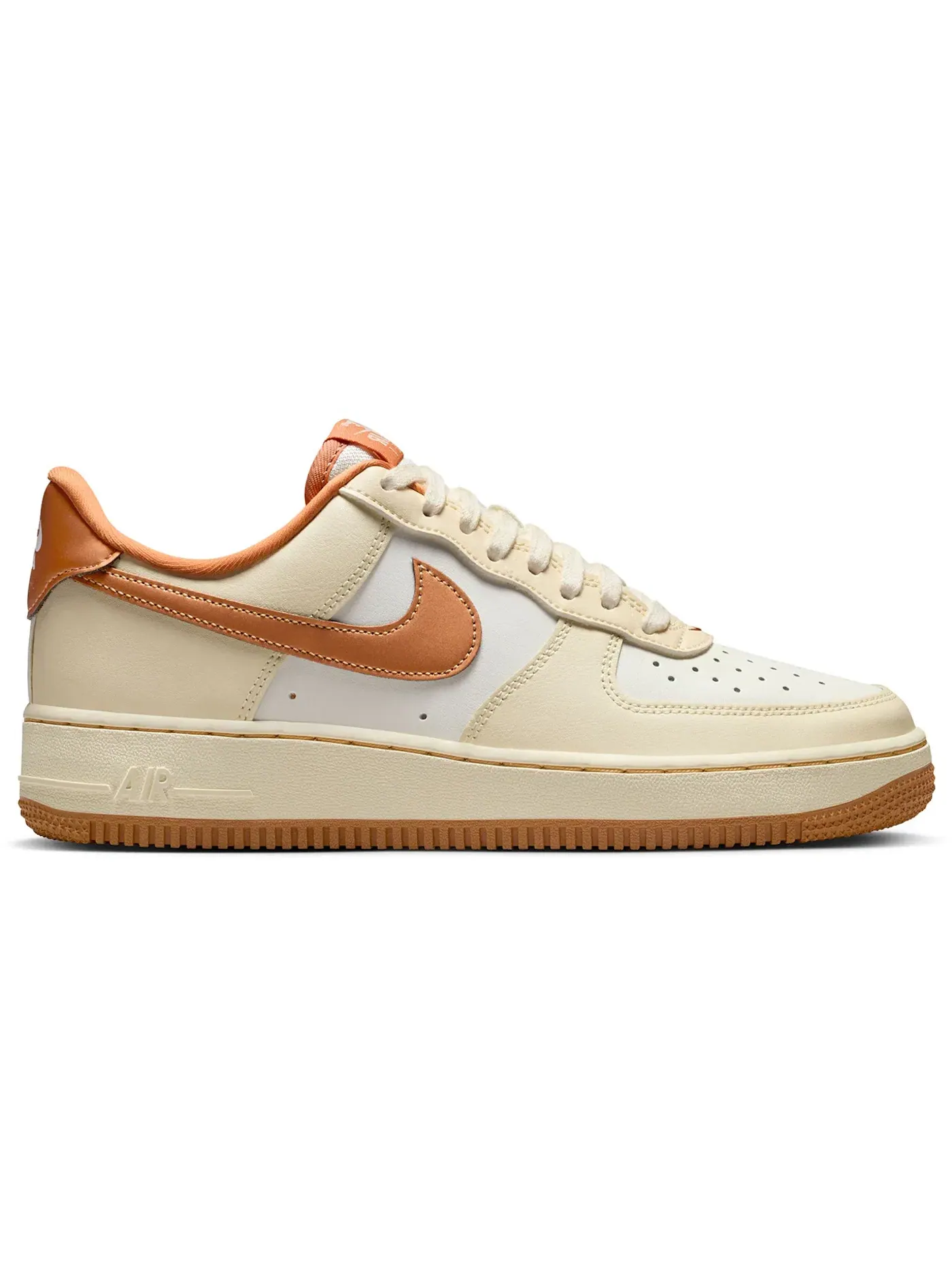 Женские кроссовки Lifestyle Nike Air Force 1 Low '07 — изображение 1 из 1, золотистый/металлик