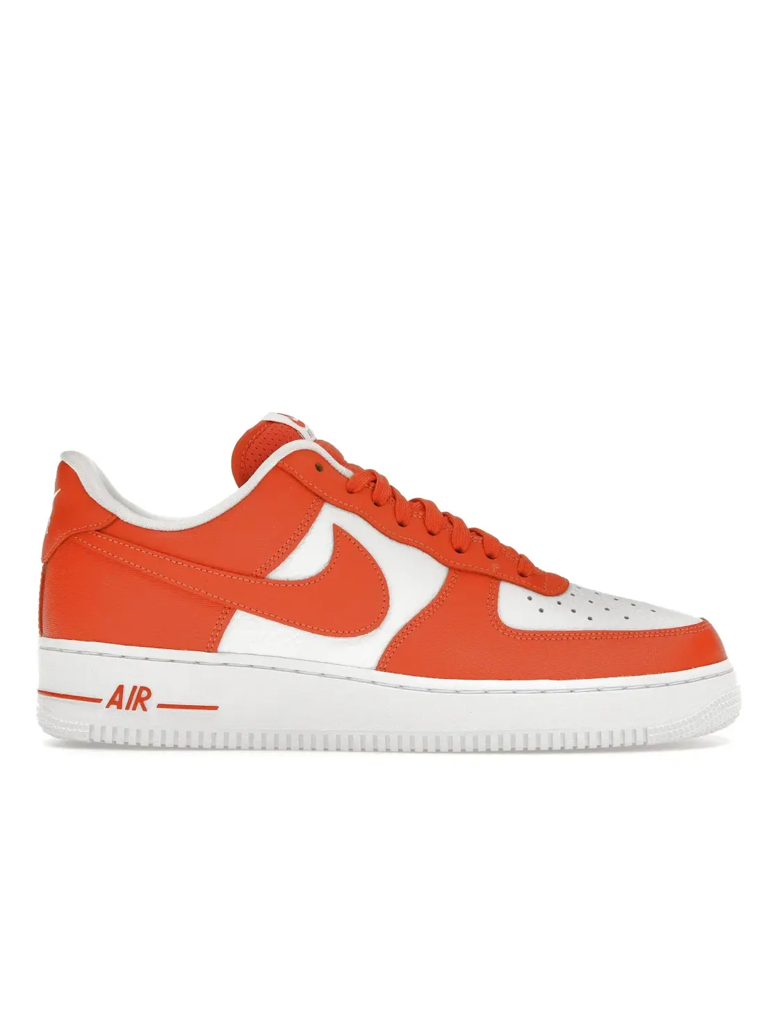 Мужские кроссовки Lifestyle Nike Air Force 1 Low '07 — изображение 1 из 4, белый