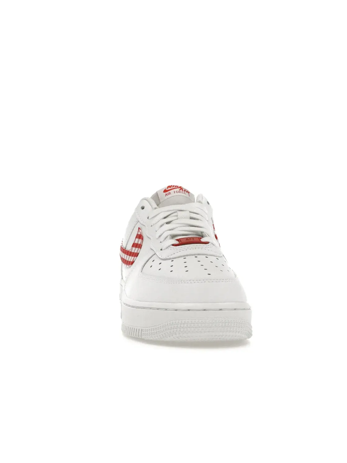 Женские кроссовки Lifestyle Nike Air Force 1 Low '07 Essential — изображение 2 из 4, белый красный