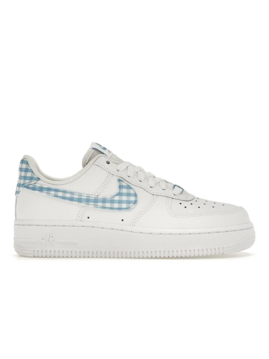 Женские кроссовки Lifestyle Nike Air Force 1 Low '07 Essential — изображение 1 из 4, белый/синий