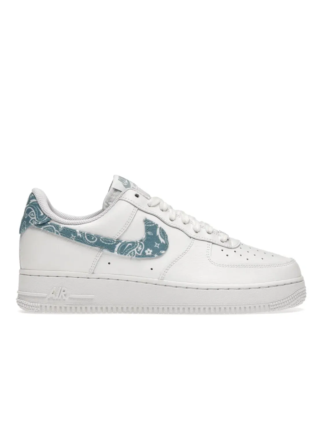 Женские кроссовки с принтом Nike Air Force 1 Low '07 Essential — изображение 1 из 4, белый/синий-белый