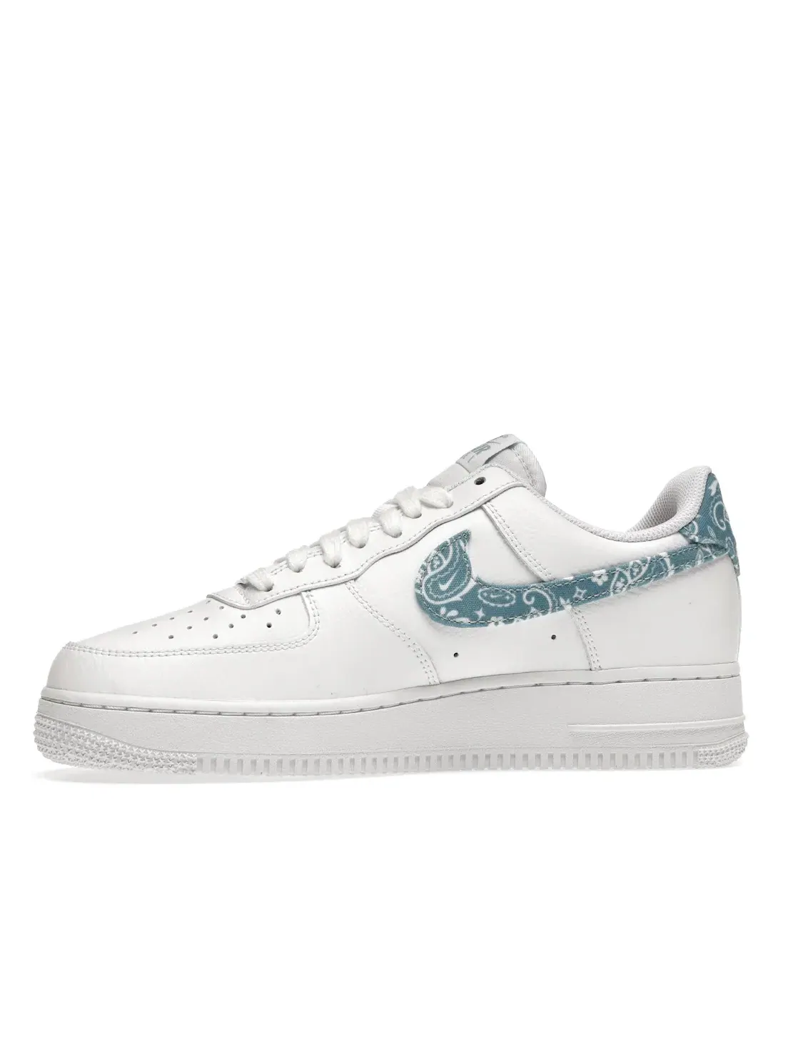 Женские кроссовки с принтом Nike Air Force 1 Low '07 Essential — изображение 3 из 4, белый/синий-белый
