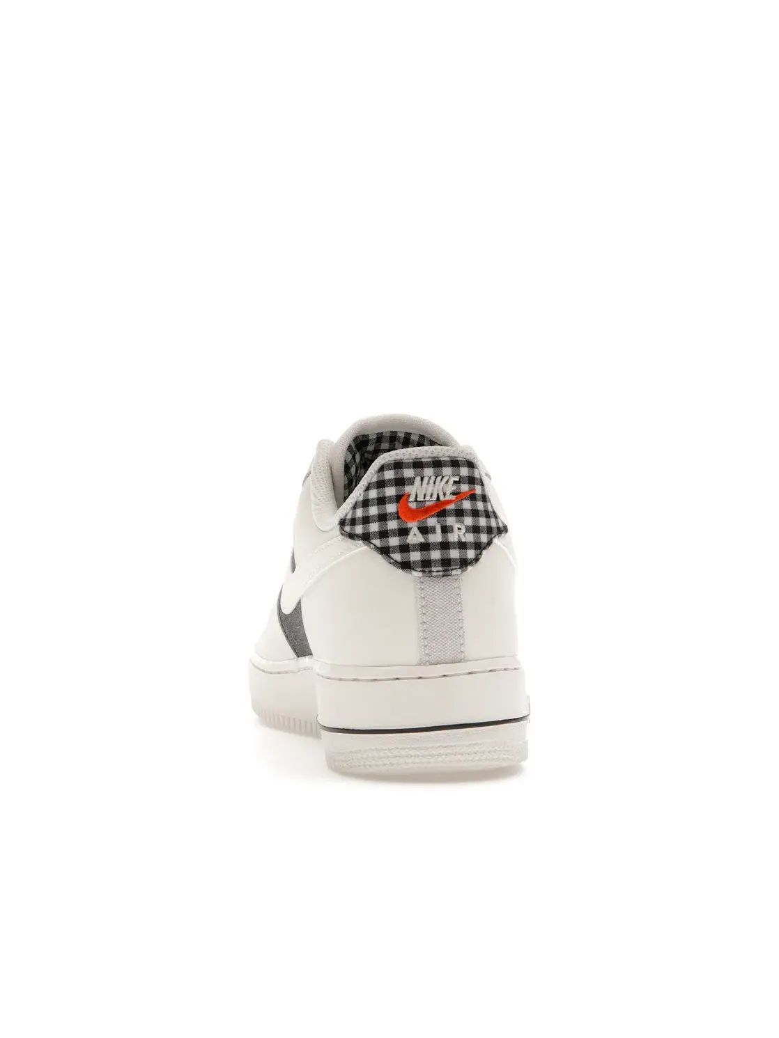 Мужские кроссовки Lifestyle Nike Air Force 1 Low '07 — изображение 4 из 4, темный серый/оранжевый