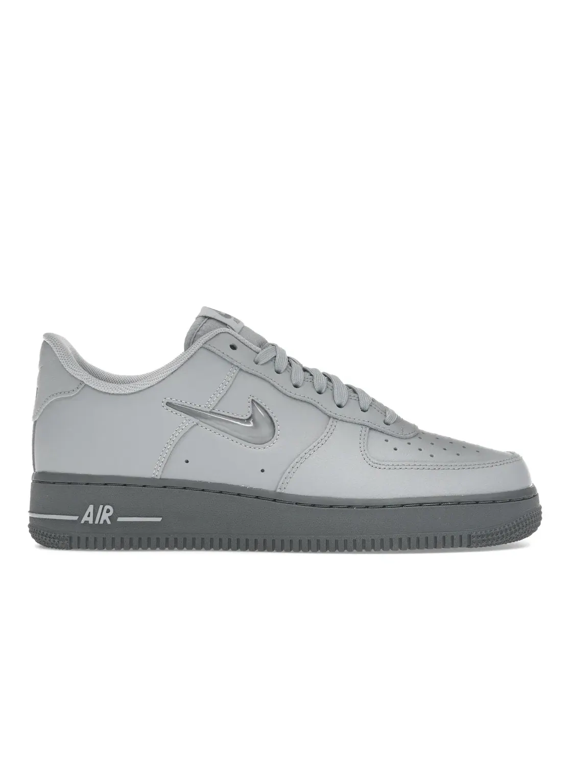 Мужские кроссовки Lifestyle Nike Air Force 1 Low '07 — изображение 1 из 4, серый/серый/серый