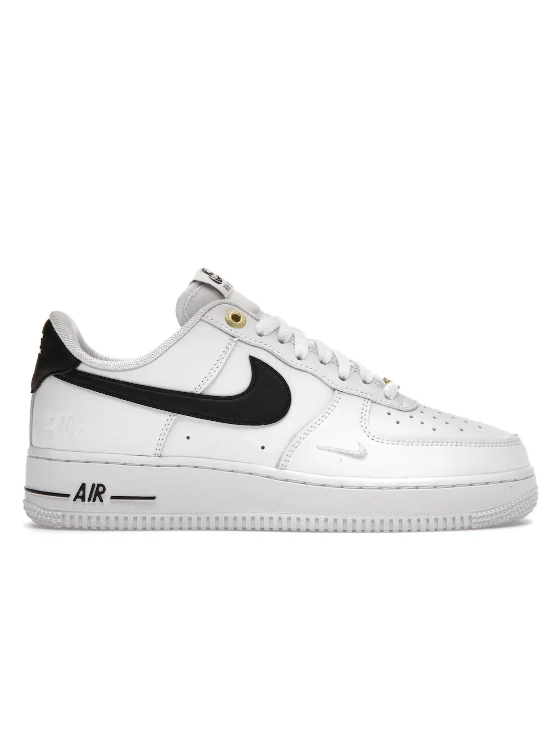Мужские кроссовки Lifestyle с кожаным верхом Nike Air Force 1 Low '07 LV8 — изображение 1 из 4