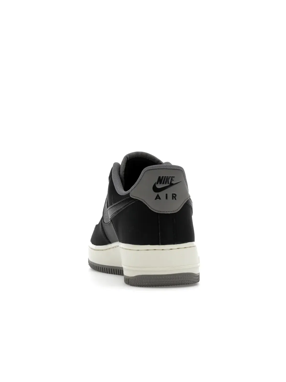 Мужские кроссовки Lifestyle Nike Air Force 1 Low '07 LV8 — изображение 4 из 4, черный///черный