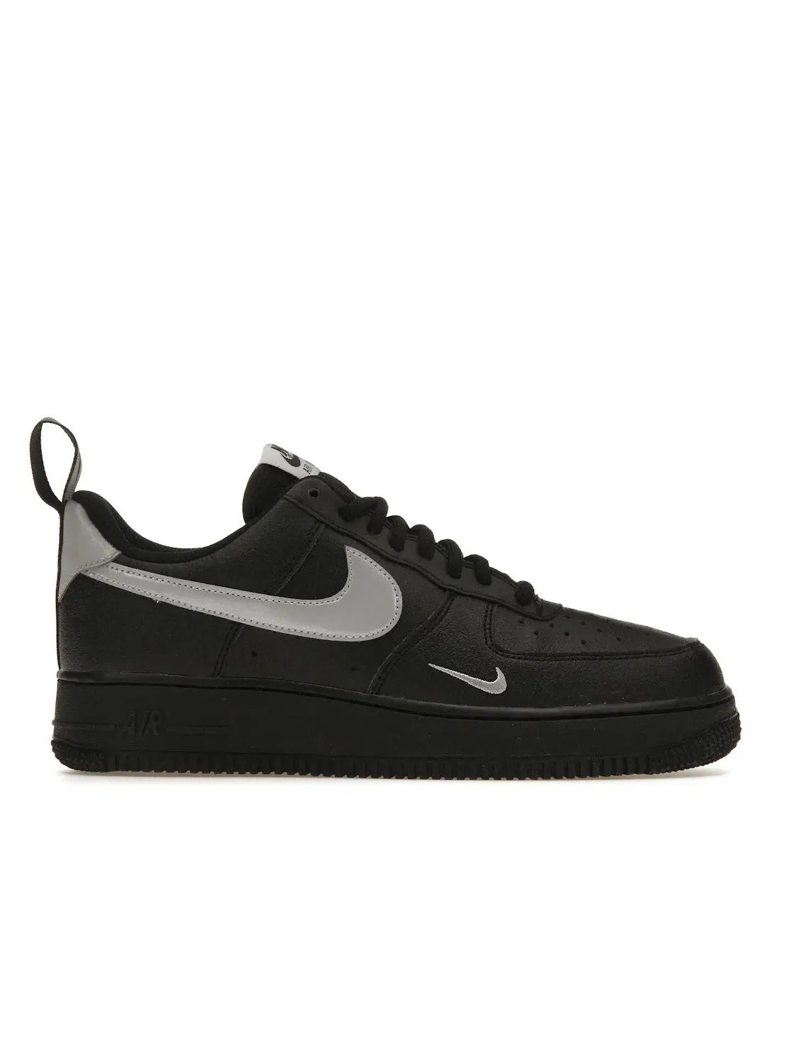 Мужские кроссовки кожаные Nike Air Force 1 Low '07 LV8 — изображение 1 из 4