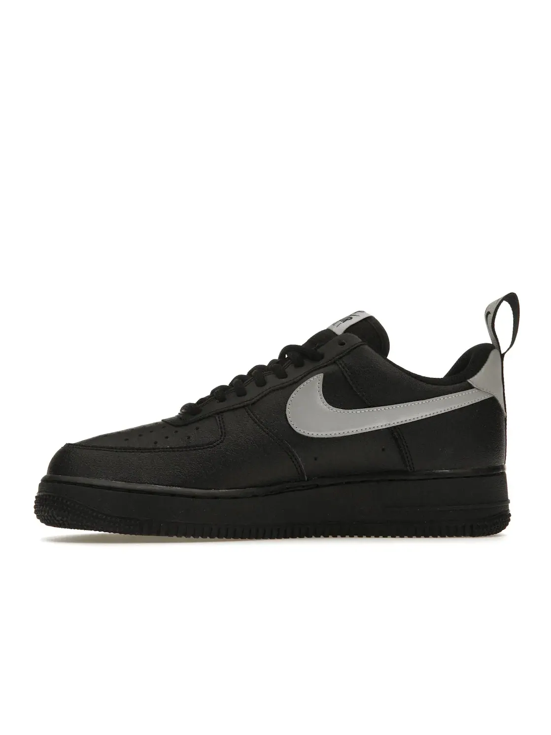Мужские кроссовки кожаные Nike Air Force 1 Low '07 LV8 — изображение 3 из 4