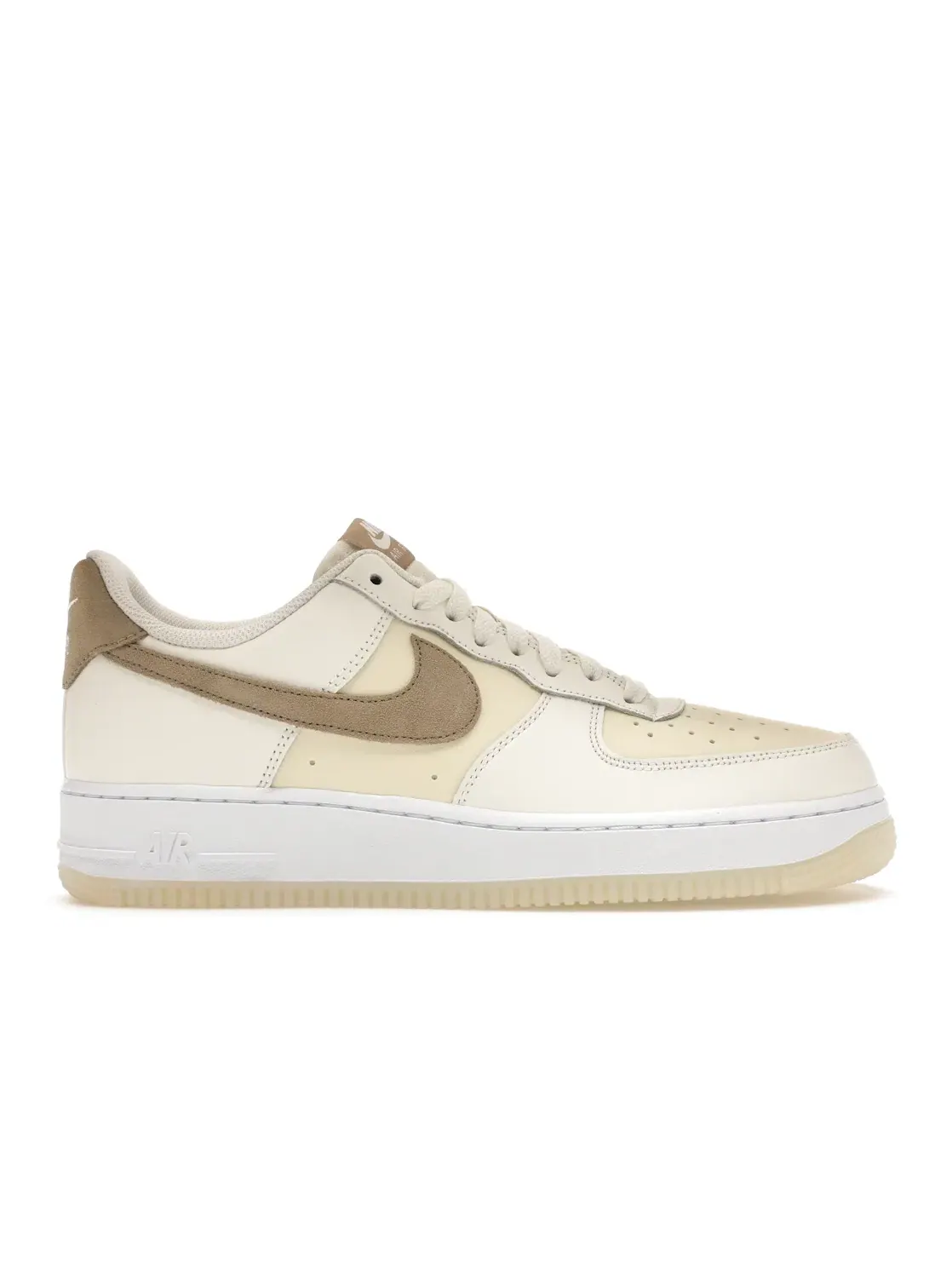 Мужские кроссовки с перфорированным носком Nike Air Force 1 Low '07 LV8 Nike — изображение 1 из 4, хаки//белый