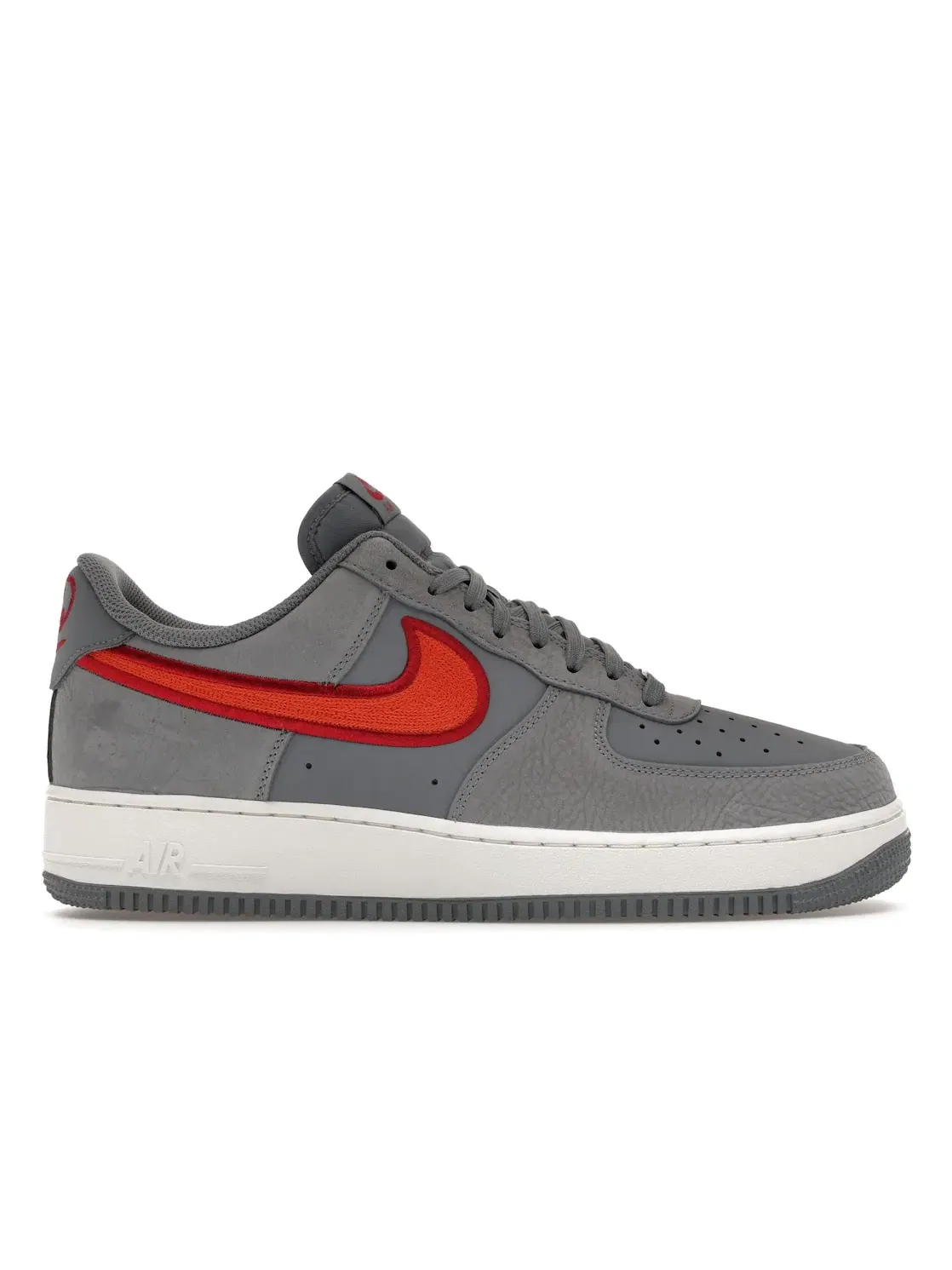 Мужские кроссовки Nike Air Force 1 Low '07 LV8 — изображение 1 из 4, серый//белый