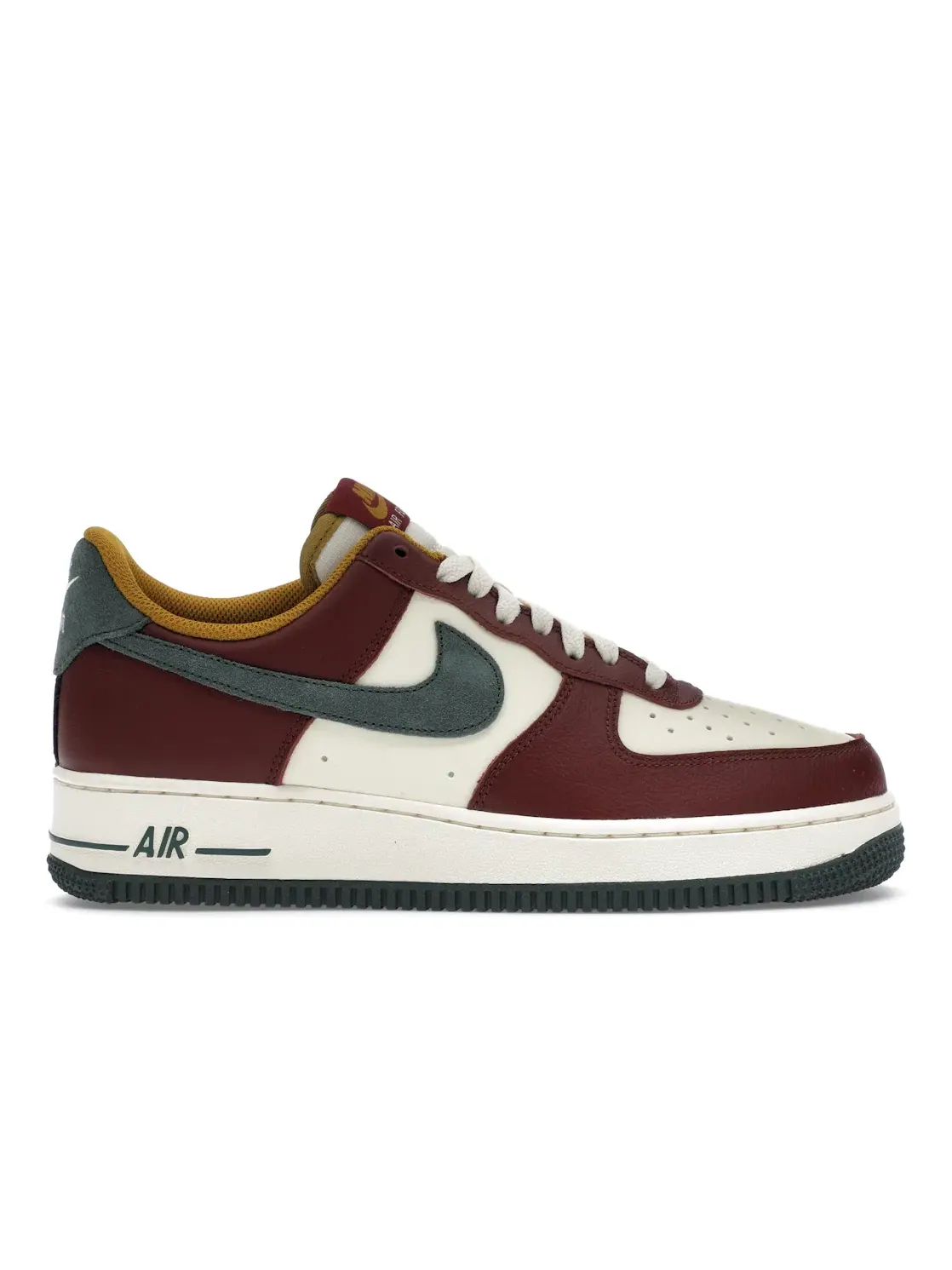 Мужские кроссовки с принтом Nike Air Force 1 Low '07 LV8 — изображение 1 из 4