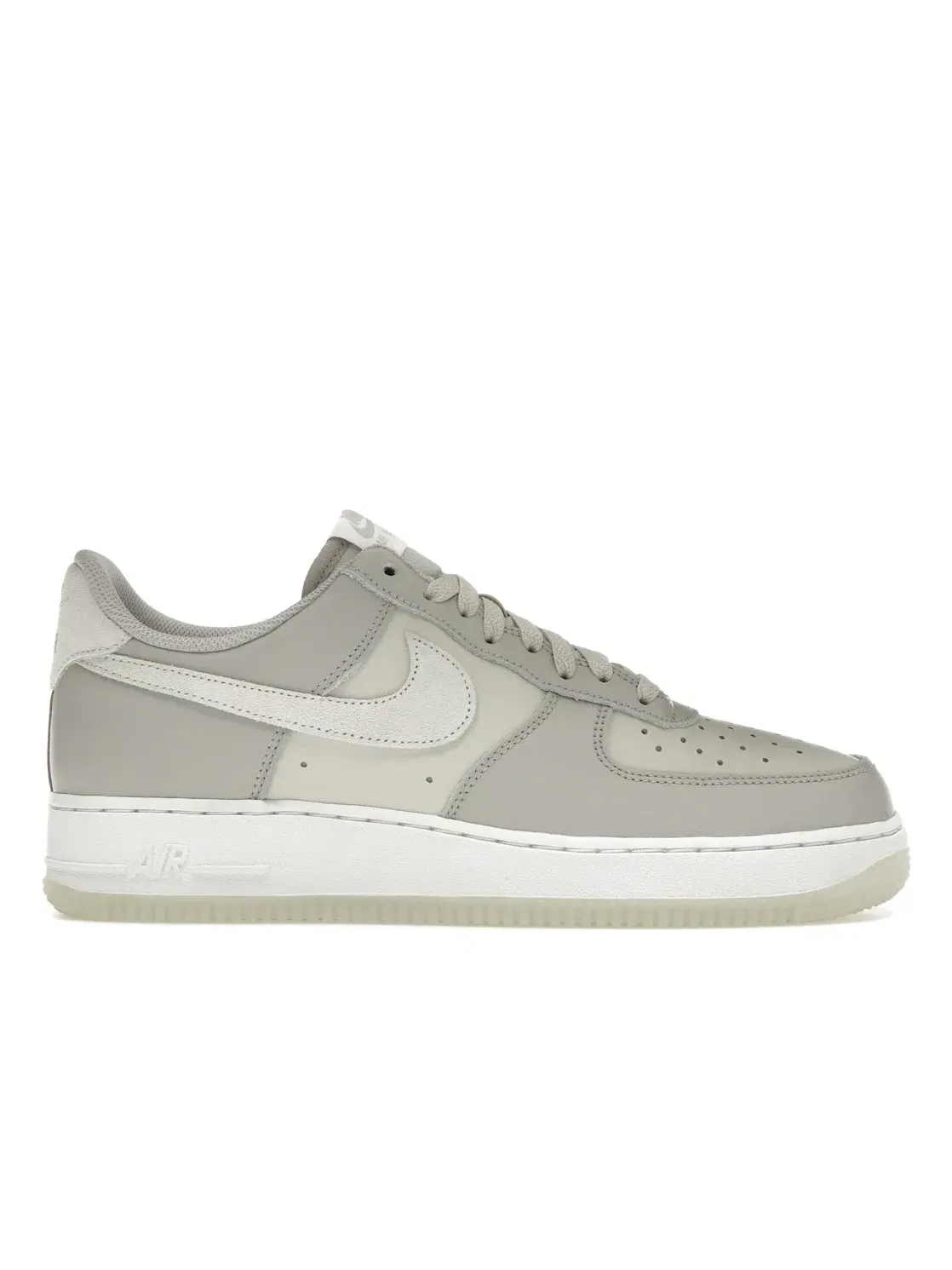 Мужские кроссовки Lifestyle Nike Air Force 1 Low '07 LV8 — изображение 1 из 4, светлый/светлый/белый