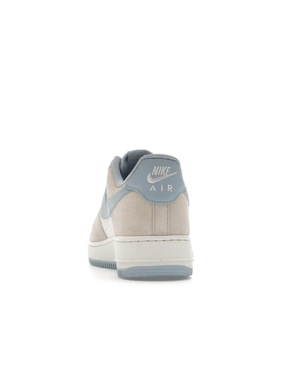 Мужские кроссовки Lifestyle Nike Air Force 1 Low '07 LV8 — изображение 4 из 4
