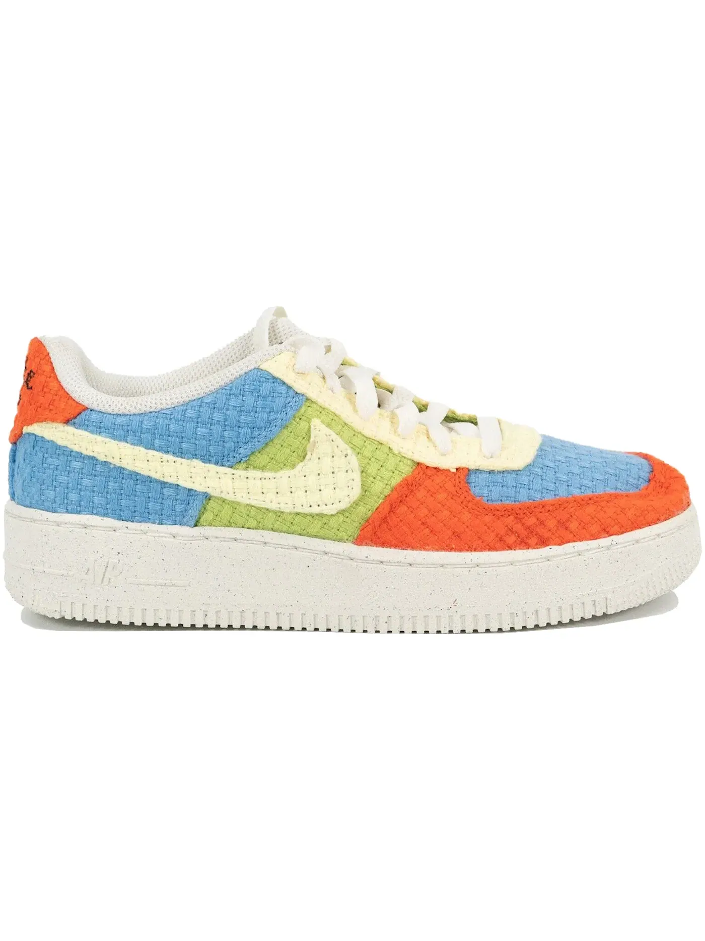 Детские кроссовки Lifestyle с многоцветным принтом Nike Air Force 1 Low '07 LV8 Next Nature — изображение 1 из 1