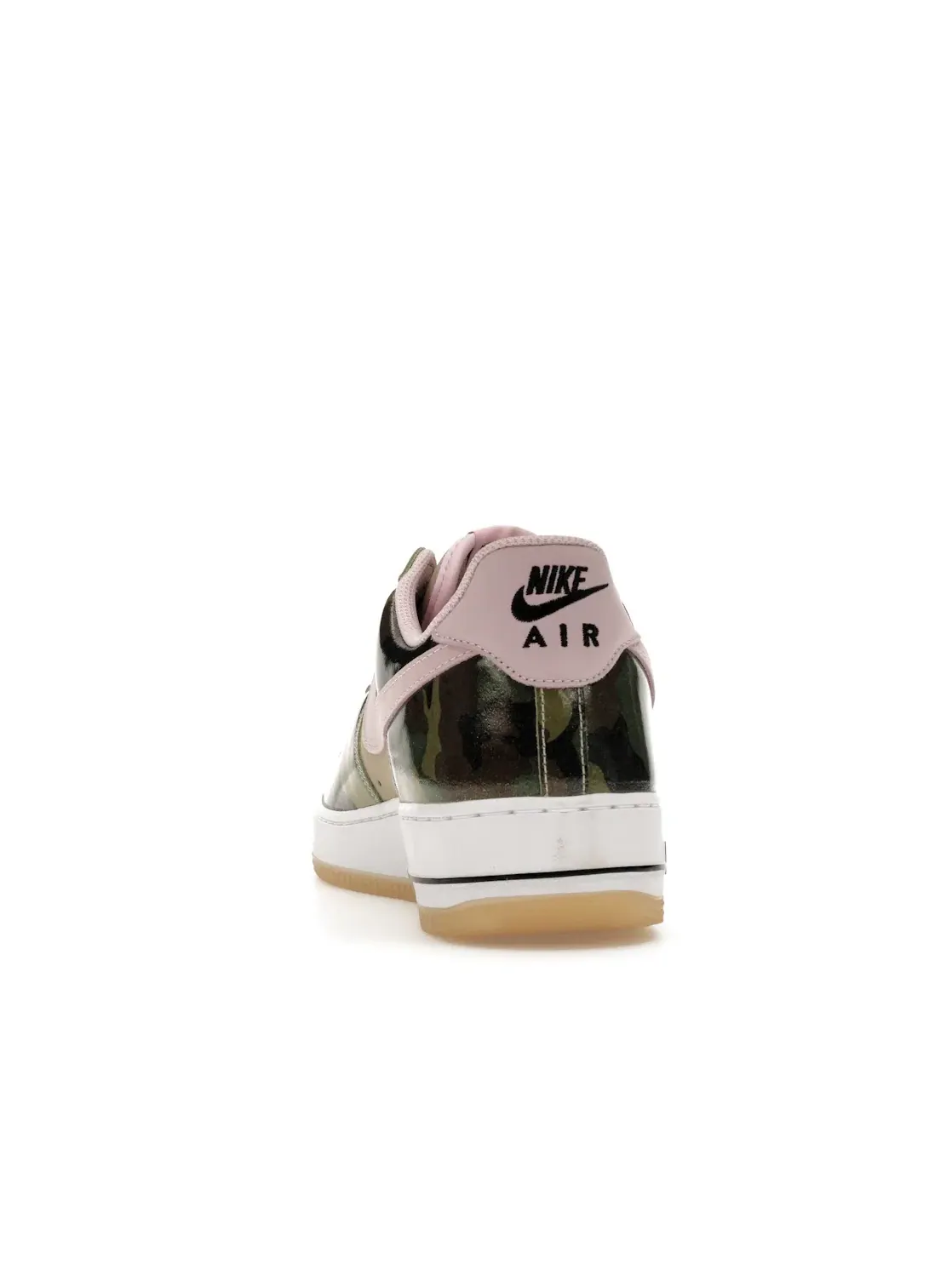 Мужские кроссовки с патент-камуфляжем Nike Air Force 1 Low '07 LV8 — изображение 4 из 4