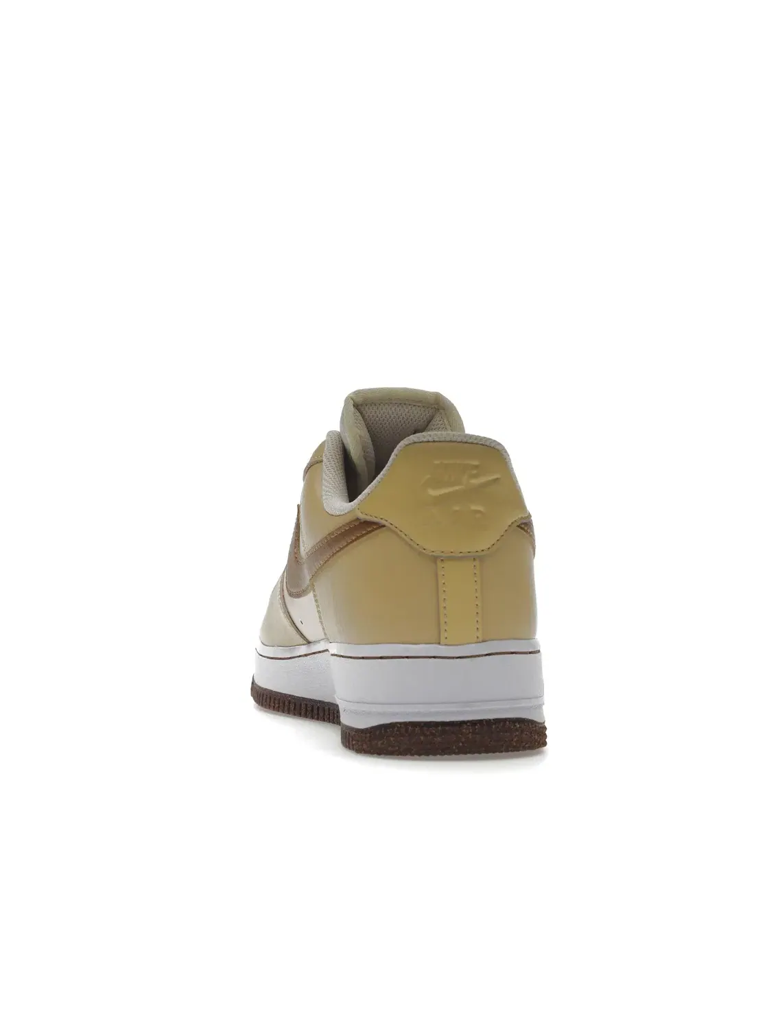 Мужские кроссовки из замши и холста Nike Air Force 1 Low '07 LV8 — изображение 4 из 4, белый//белый/коричневый