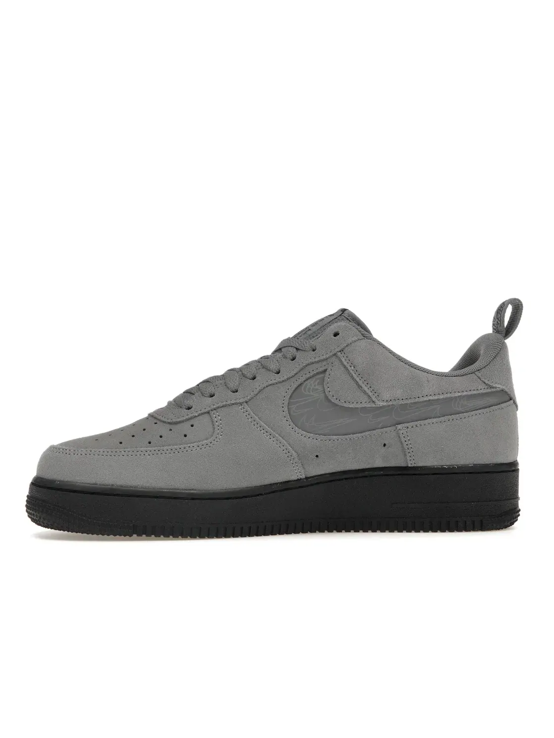Мужские кроссовки с отражающим элементом Nike Air Force 1 Low '07 LV8 — изображение 3 из 4, серый/черный/серый