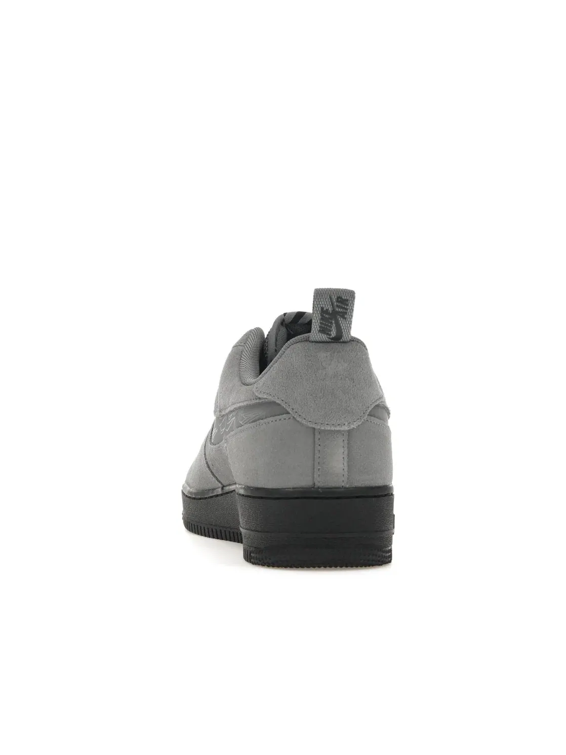 Мужские кроссовки с отражающим элементом Nike Air Force 1 Low '07 LV8 — изображение 4 из 4, серый/черный/серый