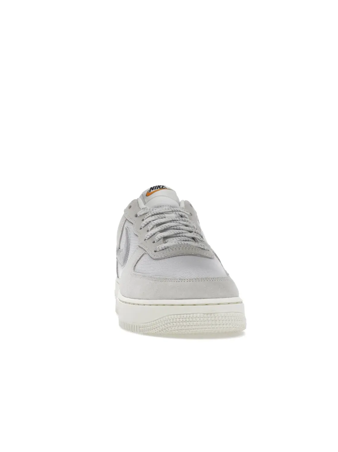 Мужские кроссовки с замшевым и кожаным верхом Nike Air Force 1 Low '07 LV8 Vintage Certified Fresh — изображение 2 из 4