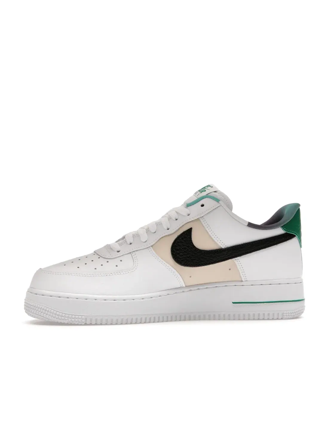 Мужские кроссовки Lifestyle Nike Air Force 1 Low '07 LV8 — изображение 3 из 4, белый/-белый