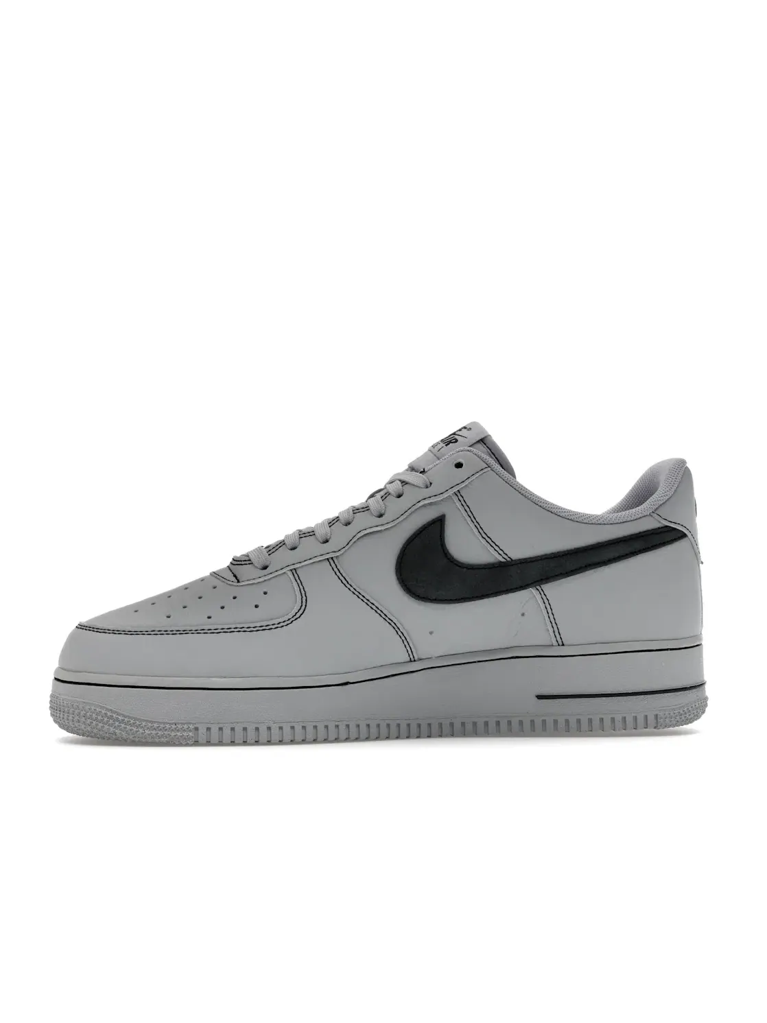 Мужские кроссовки Lifestyle с цветовой гаммой Nike Air Force 1 Low '07 LV8 — изображение 3 из 4, серый/черный