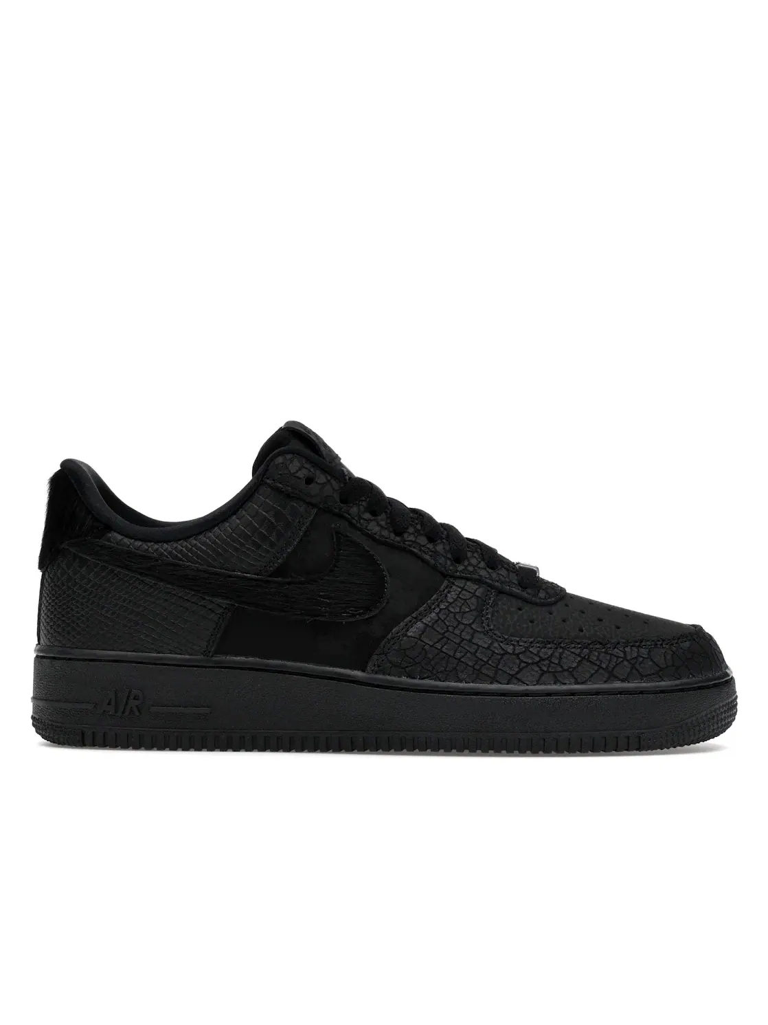 Мужские кроссовки Nike Air Force 1 Low '07 LX 3X Celebration Triple Black — изображение 1 из 4, черный