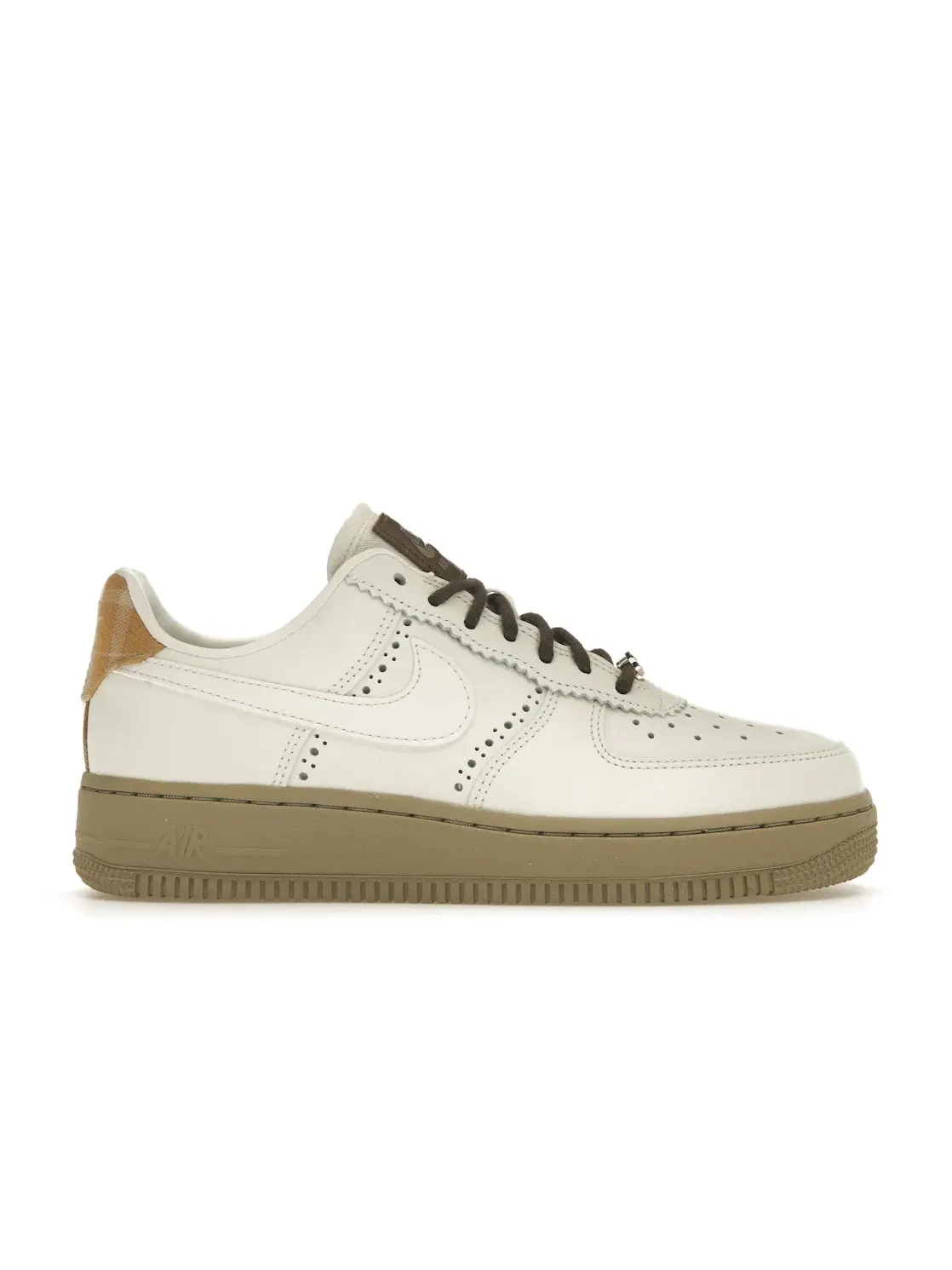 Женские кроссовки Lifestyle Nike Air Force 1 Low '07 LX Brogue — изображение 1 из 4, хаки