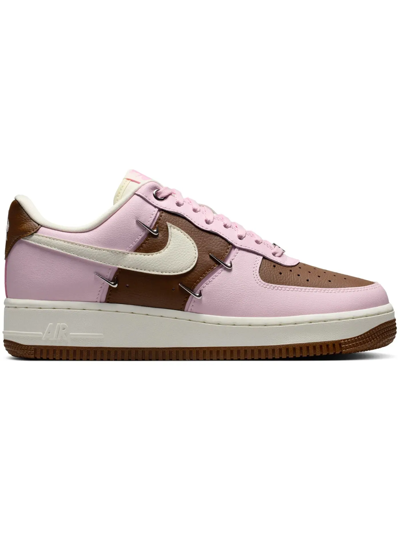 Женские кроссовки Lifestyle Nike Air Force 1 Low '07 LX — изображение 1 из 1