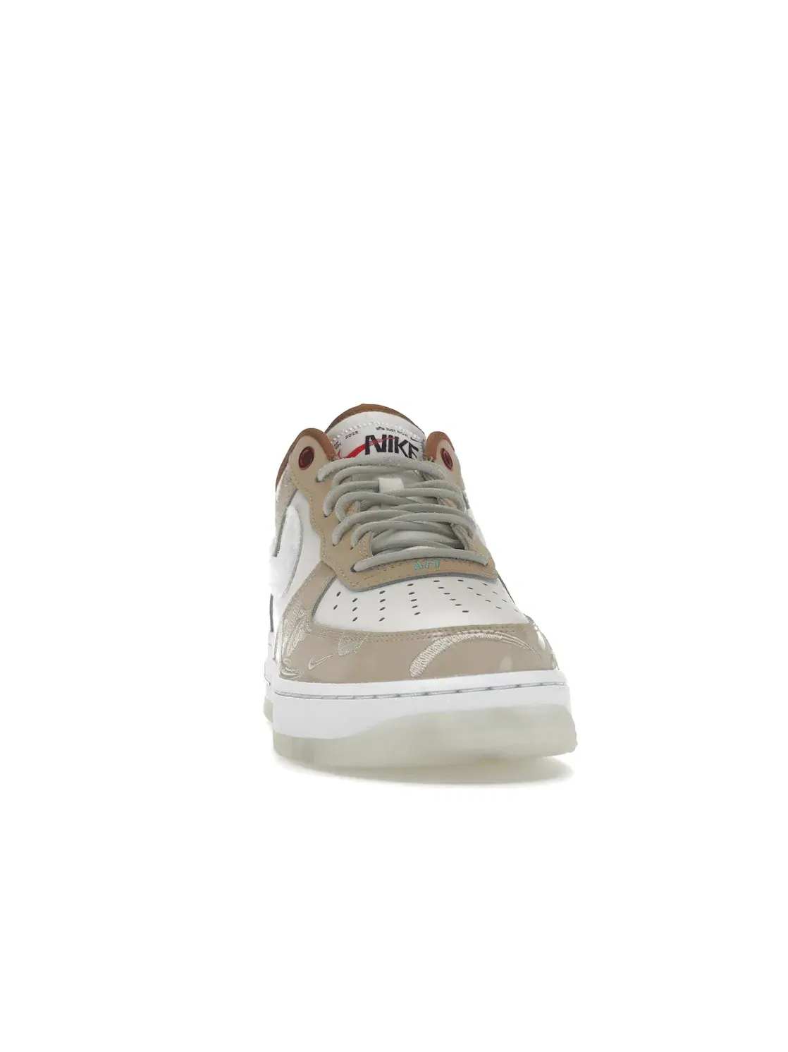 Женские кроссовки Lifestyle с принтом Nike Air Force 1 Low '07 LX — изображение 2 из 4, белый