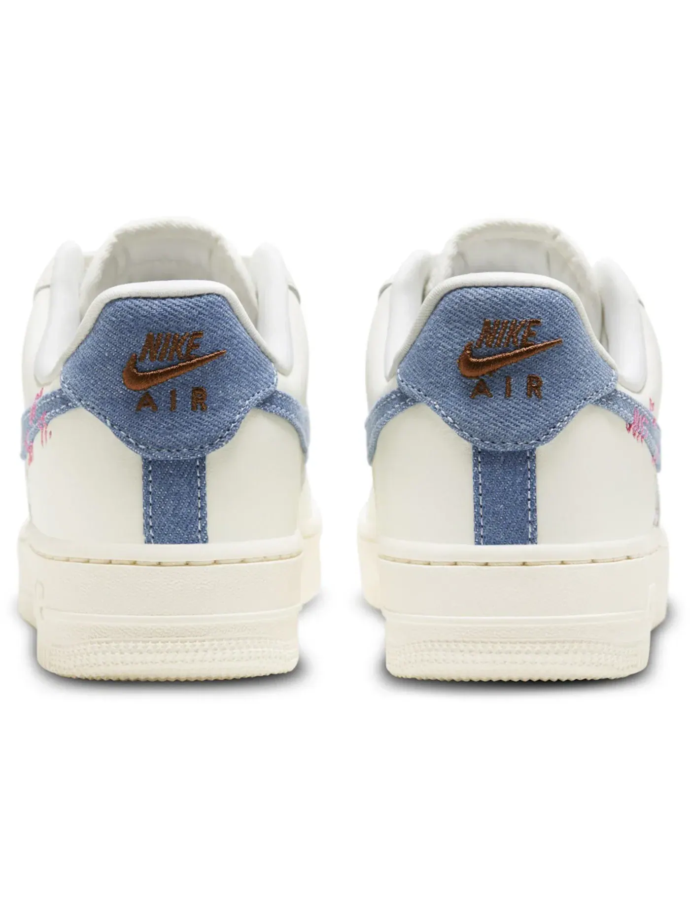 Женские кроссовки Lifestyle Nike Air Force 1 Low '07 LX — изображение 4 из 5