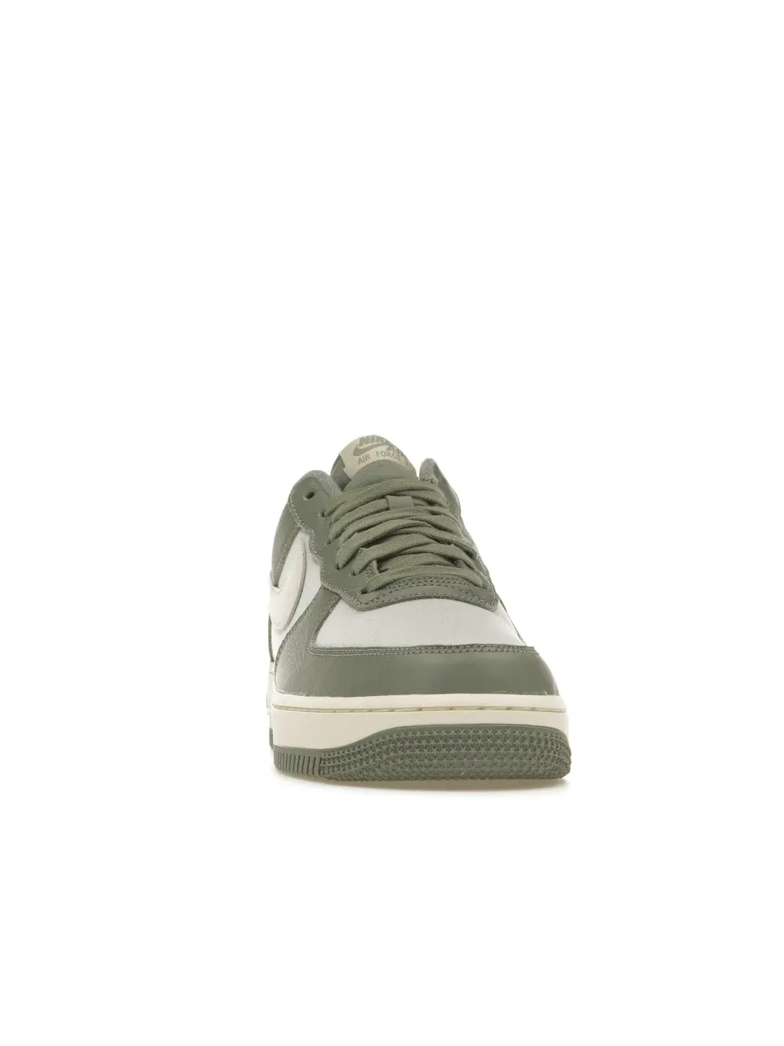 Мужские кроссовки с премиальным верхом Nike Air Force 1 Low '07 LX — изображение 2 из 4, зеленый
