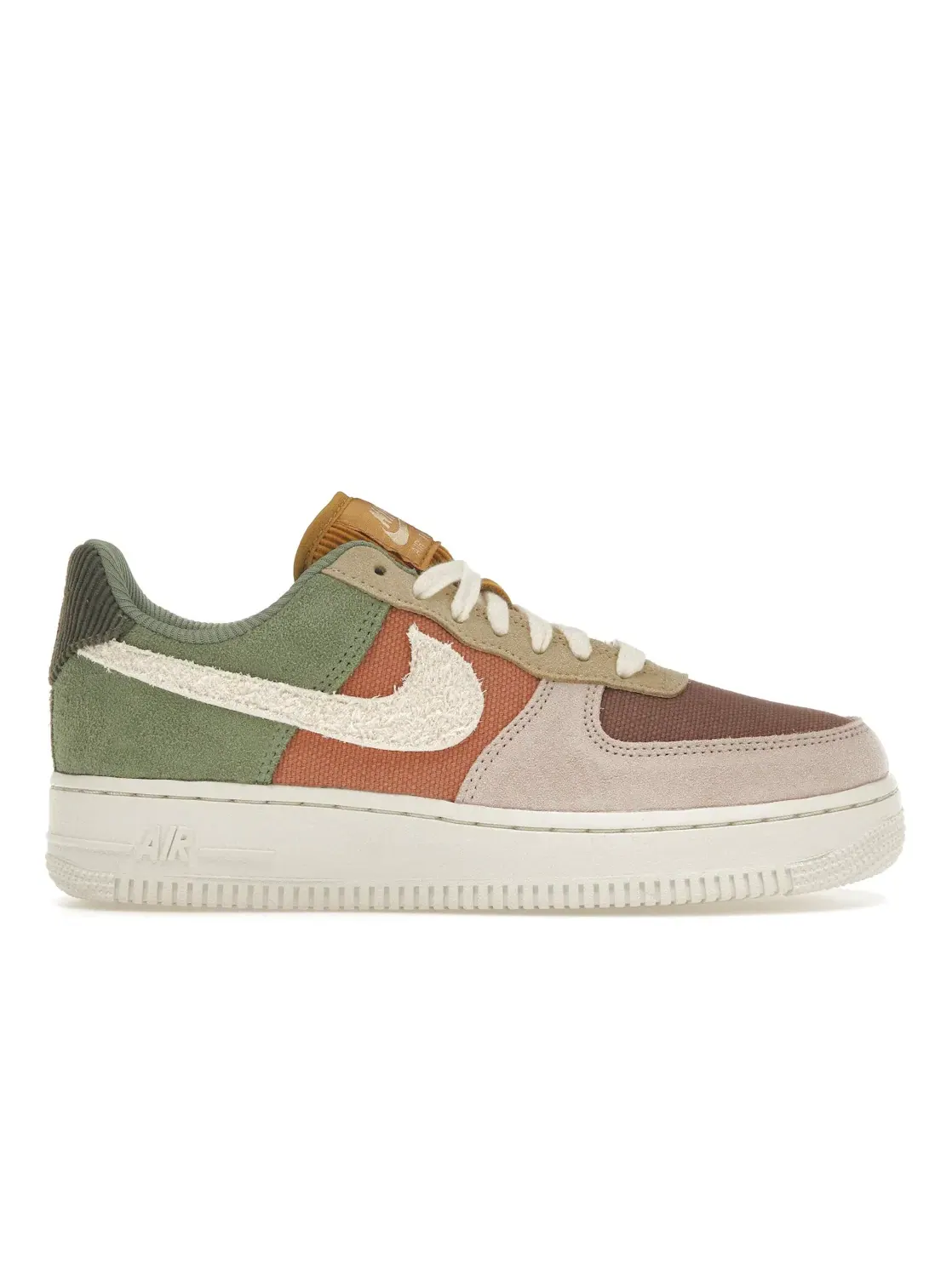 Женские кроссовки с текстильным верхом Nike Air Force 1 Low '07 LX — изображение 1 из 4