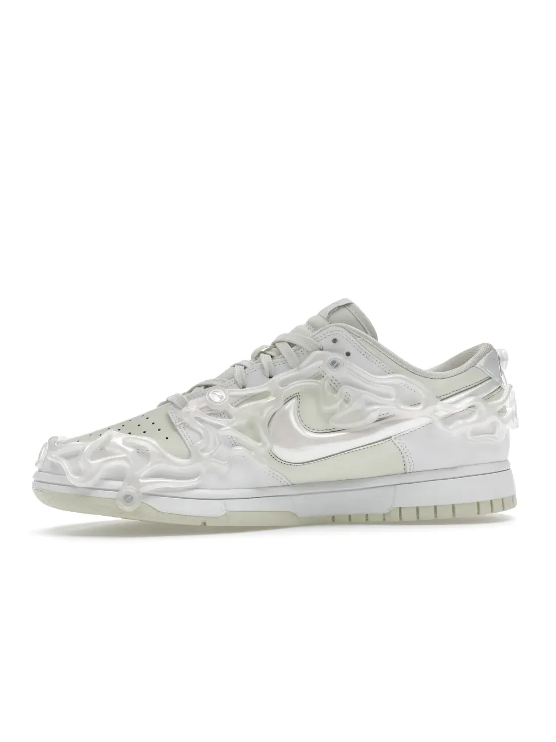 Женские кроссовки Lifestyle Nike Air Force 1 Low '07 LX — изображение 3 из 4, серый