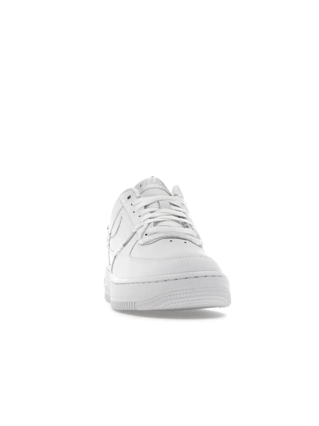 Женские кроссовки Nike Air Force 1 Low '07 LX — изображение 2 из 4, белый/белый-белый