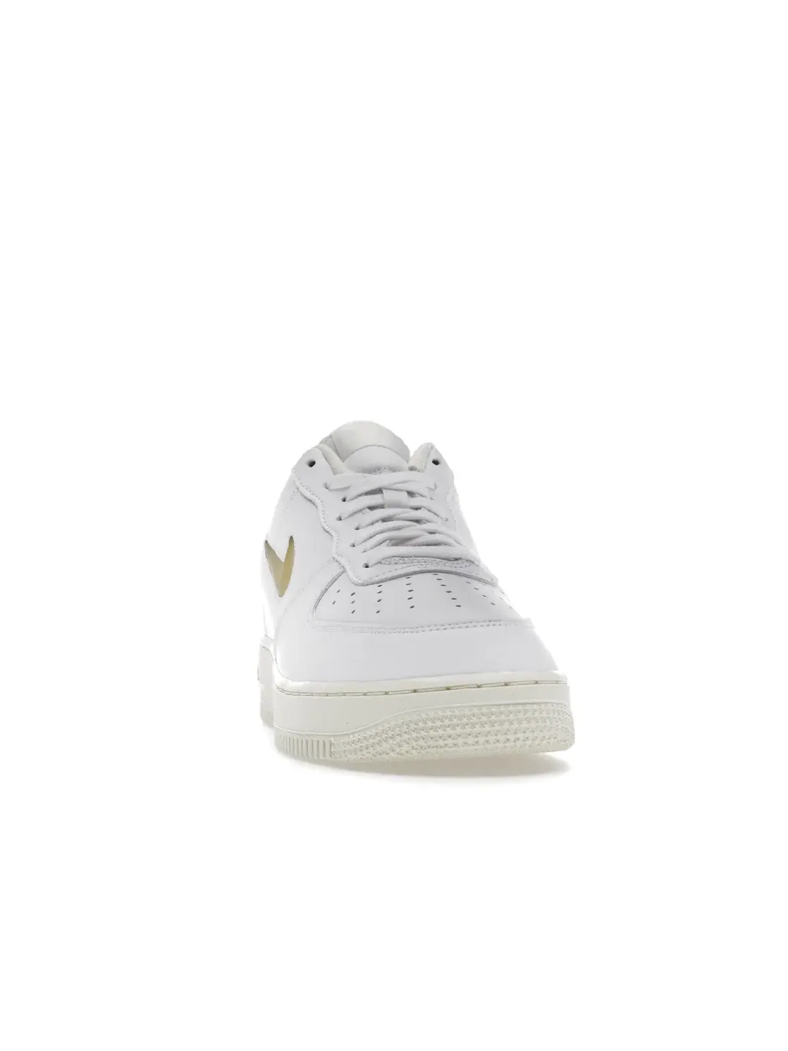 Мужские кроссовки Lifestyle Nike Air Force 1 Low '07 — изображение 2 из 4, белый/бледный