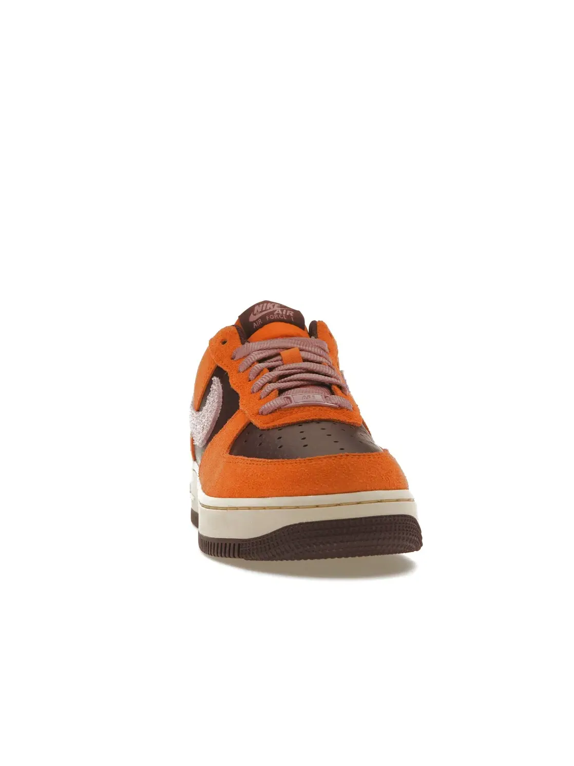 Женские кроссовки Lifestyle Nike Air Force 1 Low '07 — изображение 2 из 4