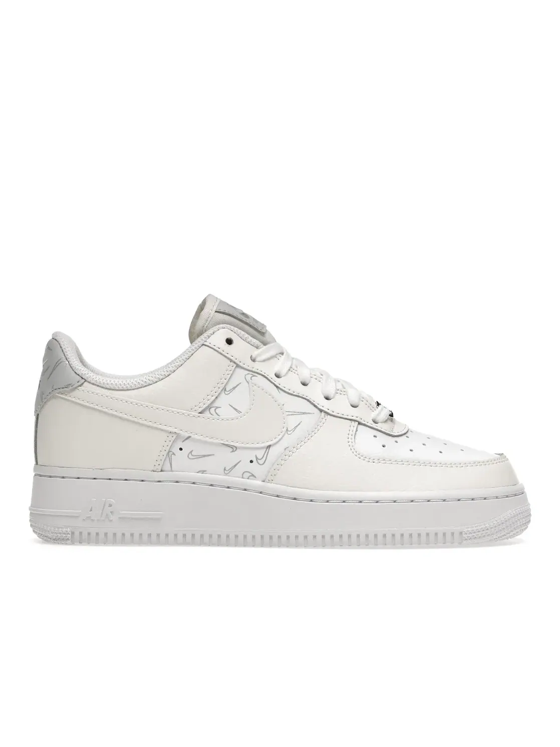 Женские кроссовки Lifestyle Nike Air Force 1 Low '07 — изображение 1 из 4, белый/платиновый