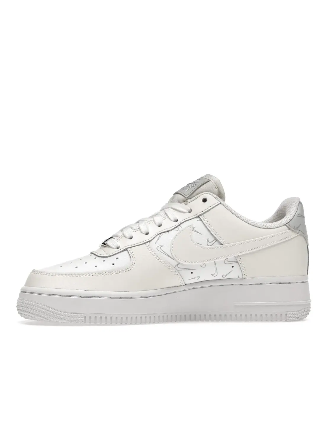 Женские кроссовки Lifestyle Nike Air Force 1 Low '07 — изображение 3 из 4, белый/платиновый